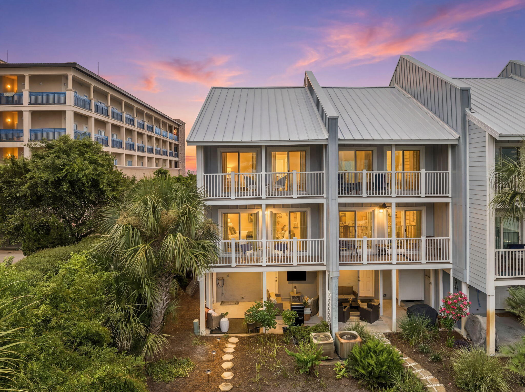 2381 W County Highway 30A UNIT 8