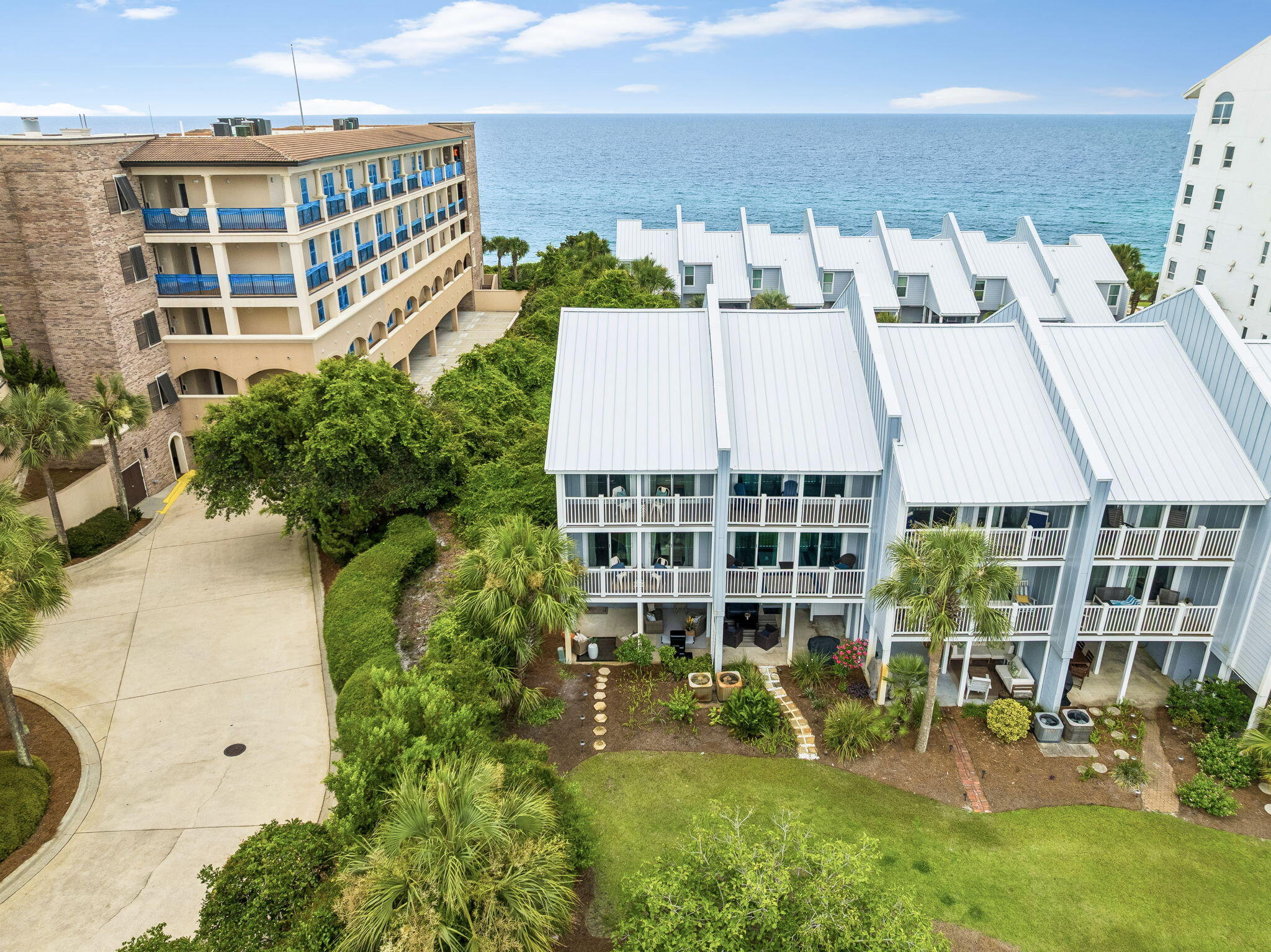 2381 W County Highway 30A UNIT 8