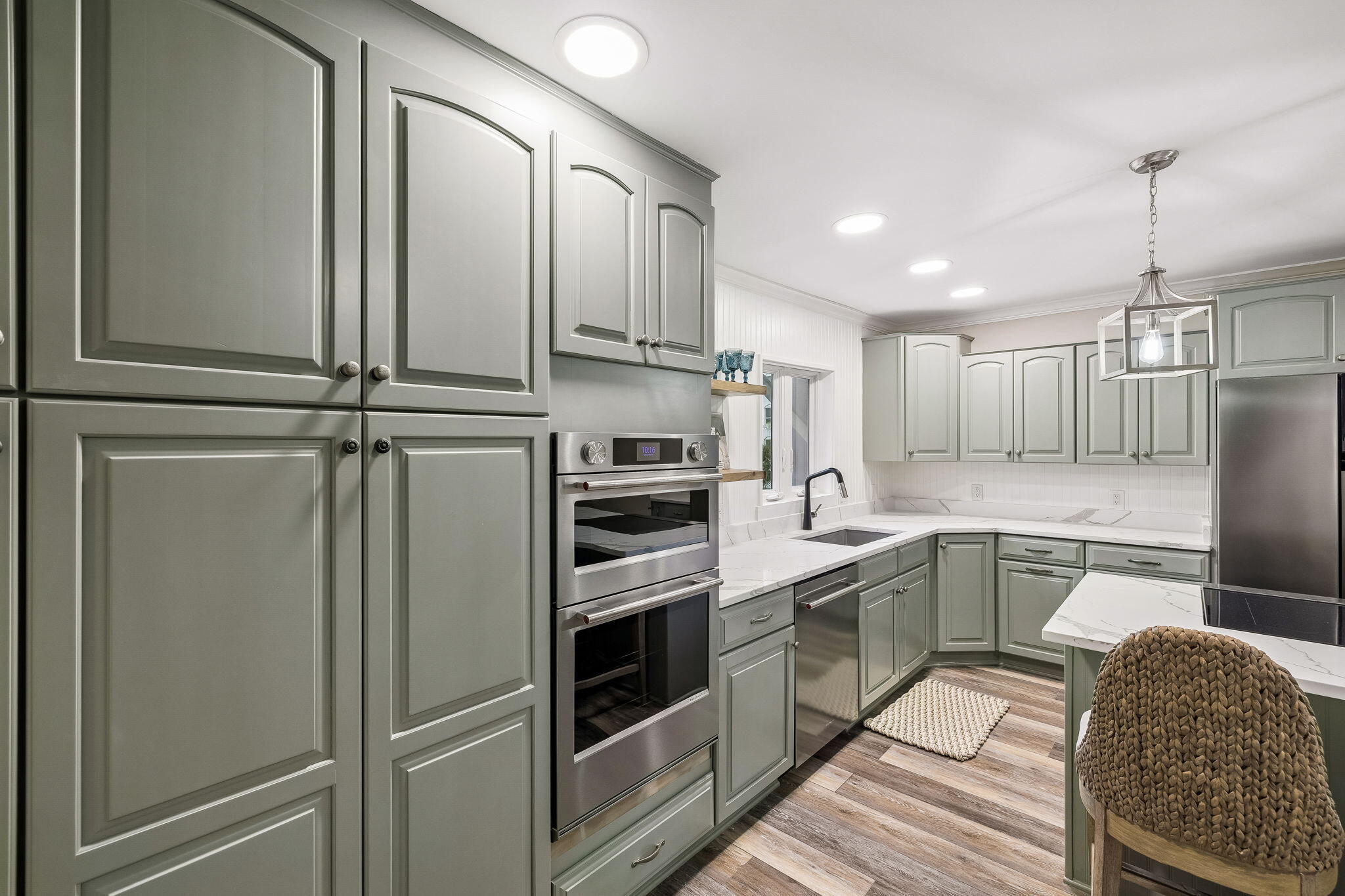 2381 W County Highway 30A UNIT 8