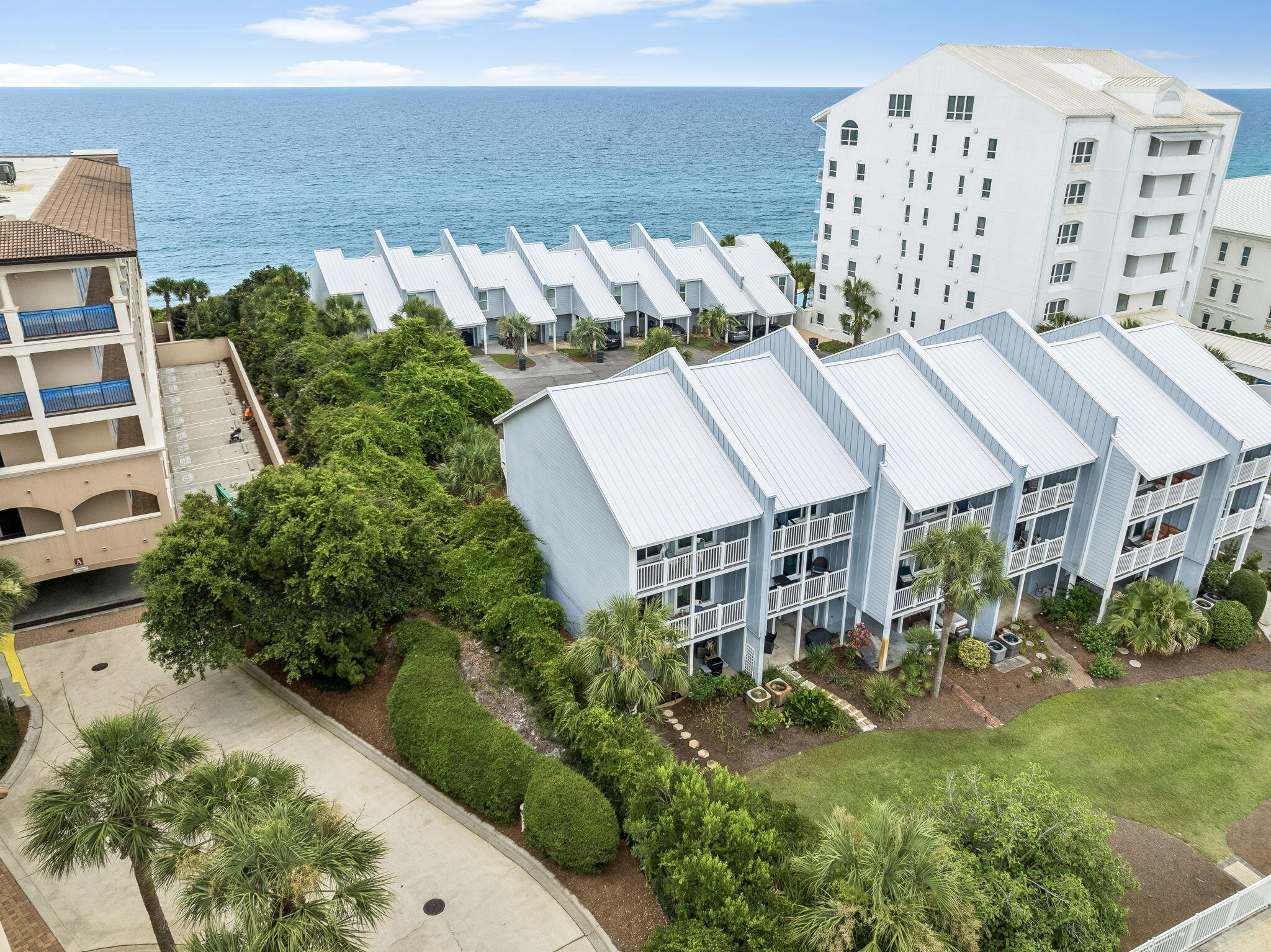 2381 W County Highway 30A UNIT 8