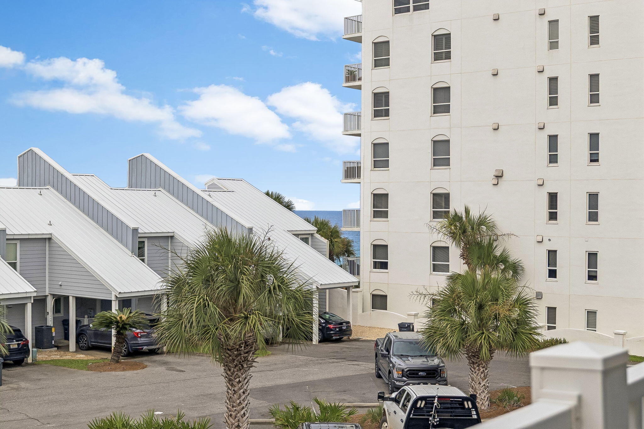 2381 W County Highway 30A UNIT 8