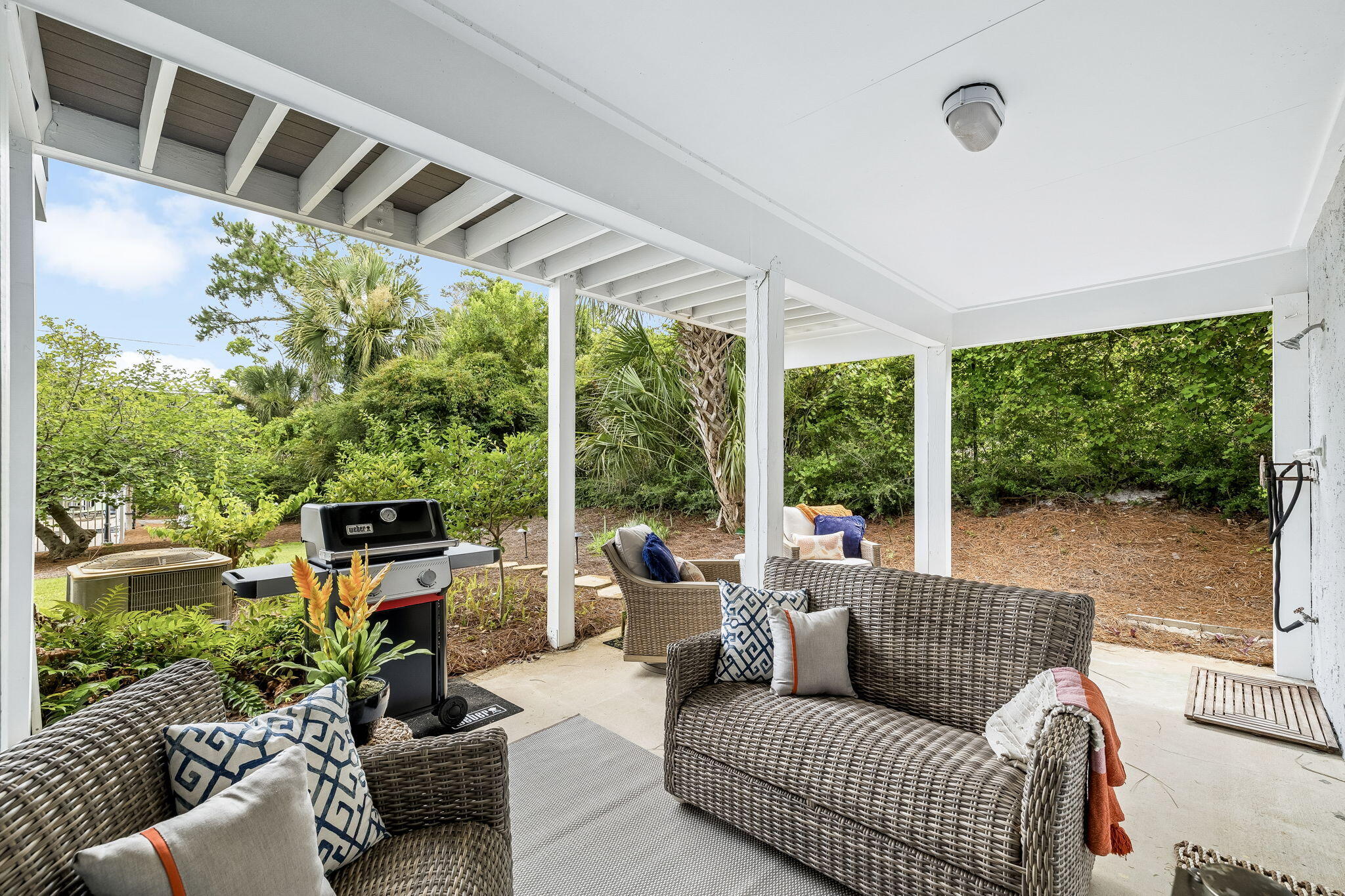 2381 W County Highway 30A UNIT 8