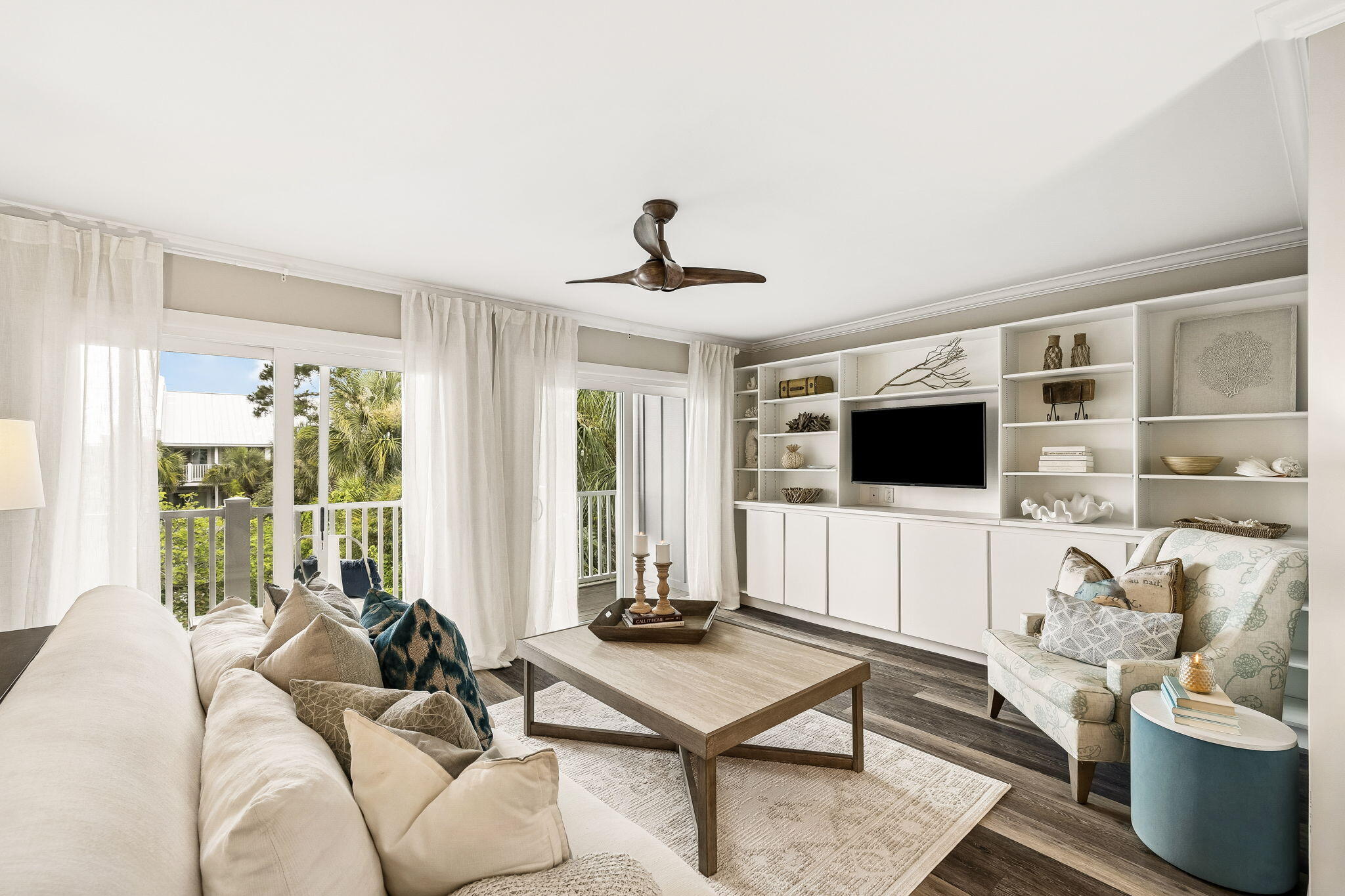 2381 W County Highway 30A UNIT 8