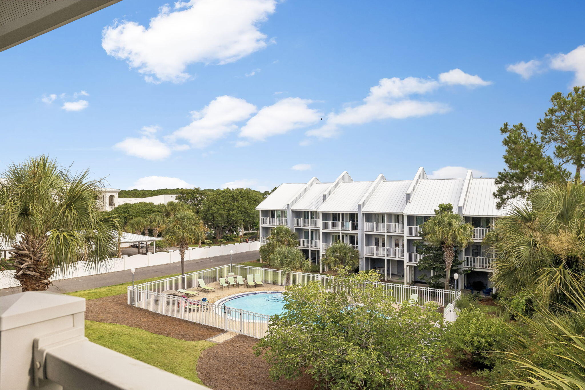 2381 W County Highway 30A UNIT 8