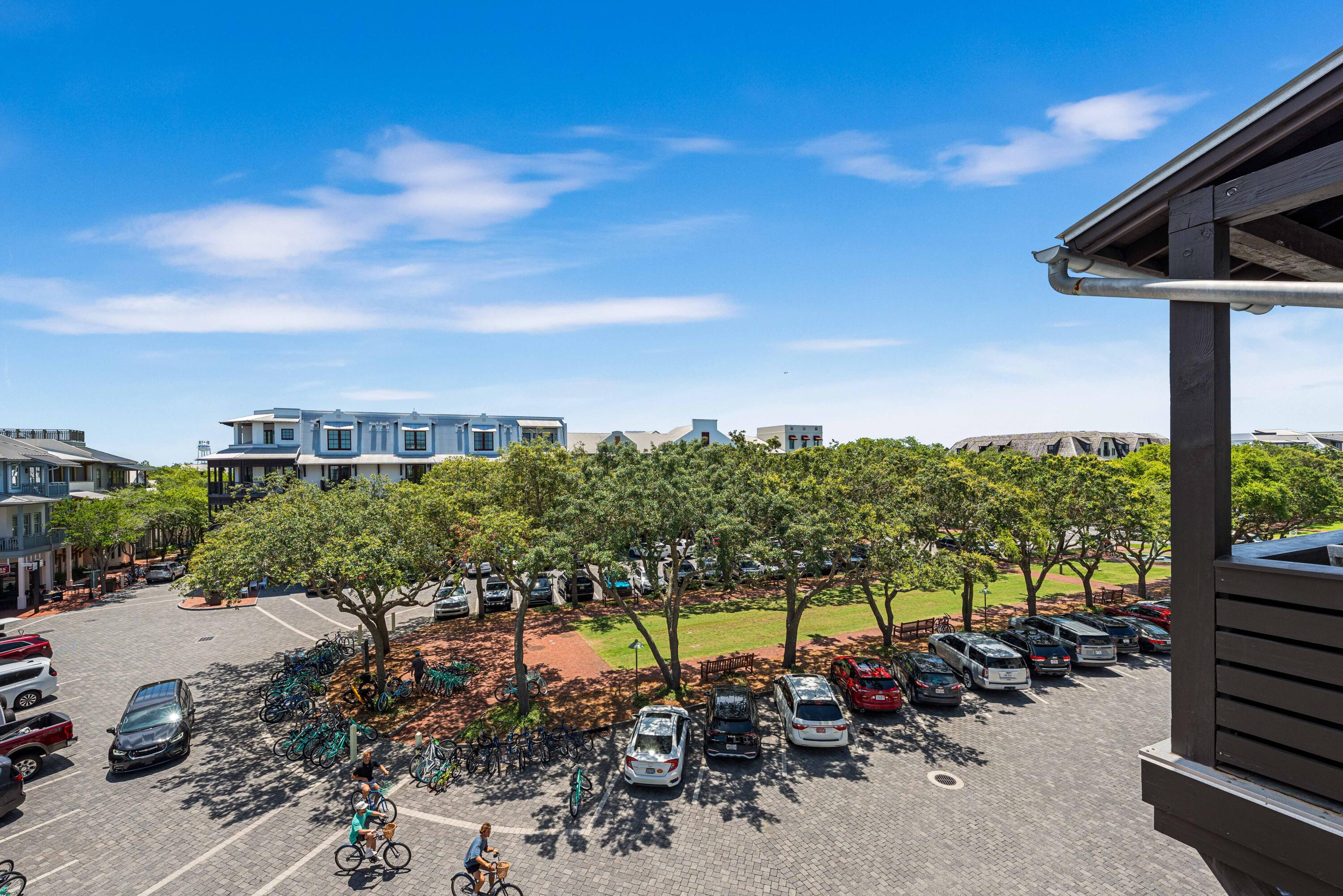 84 N Barrett Square #5