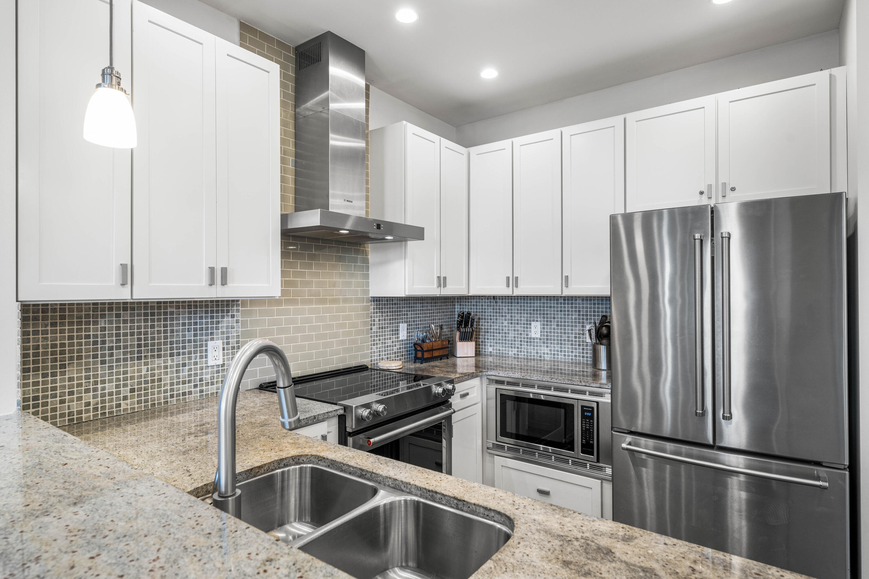 84 N Barrett Square #5