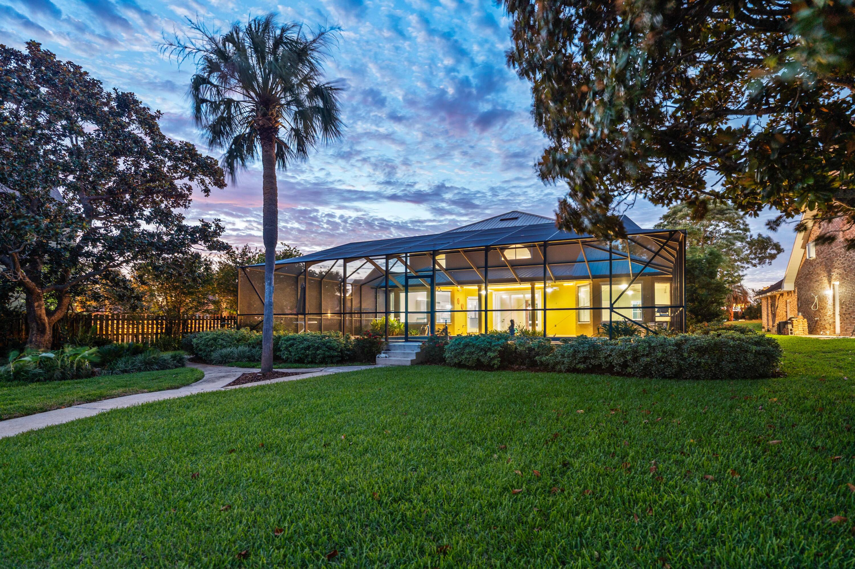 1901 Catamaran Drive