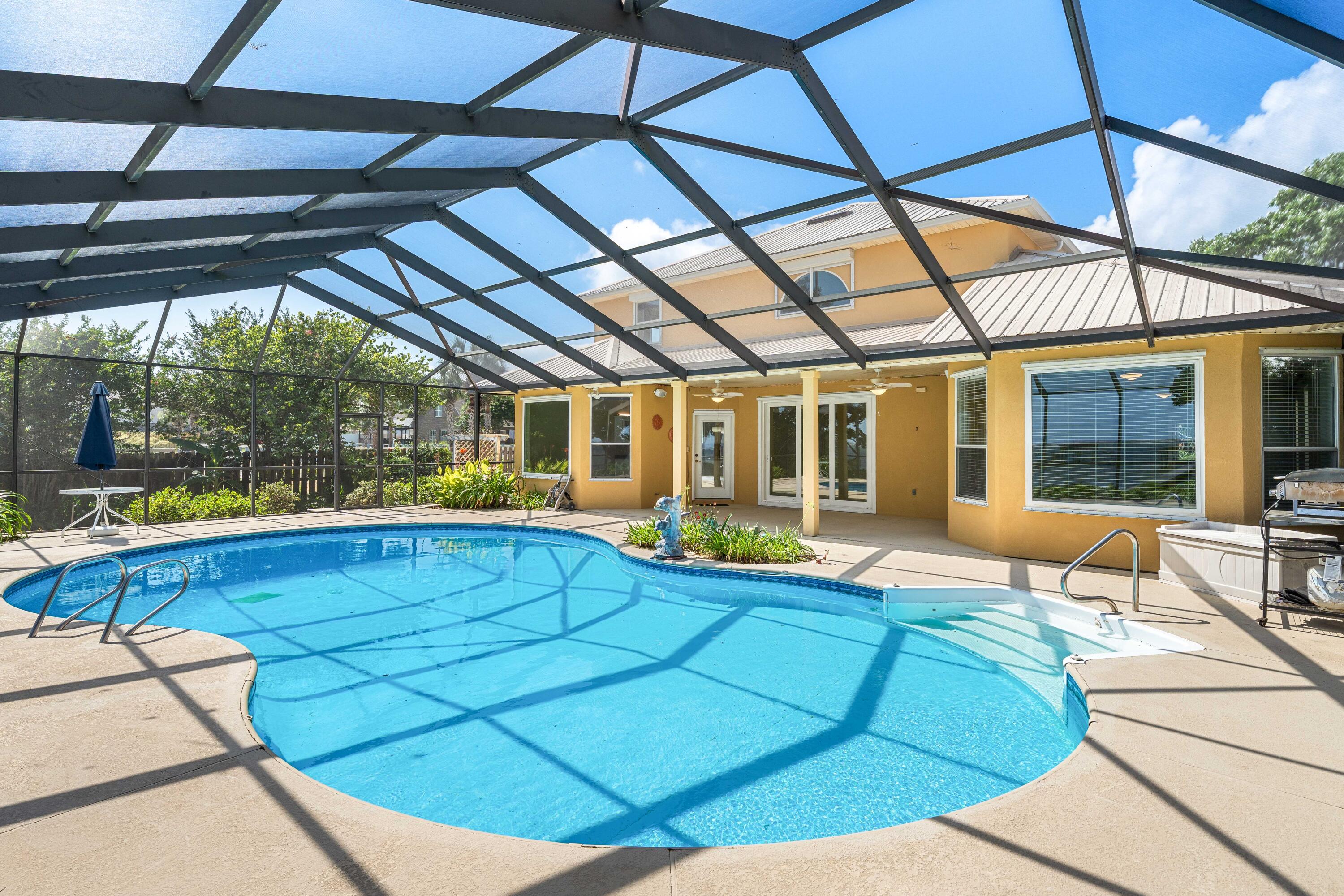 1901 Catamaran Drive