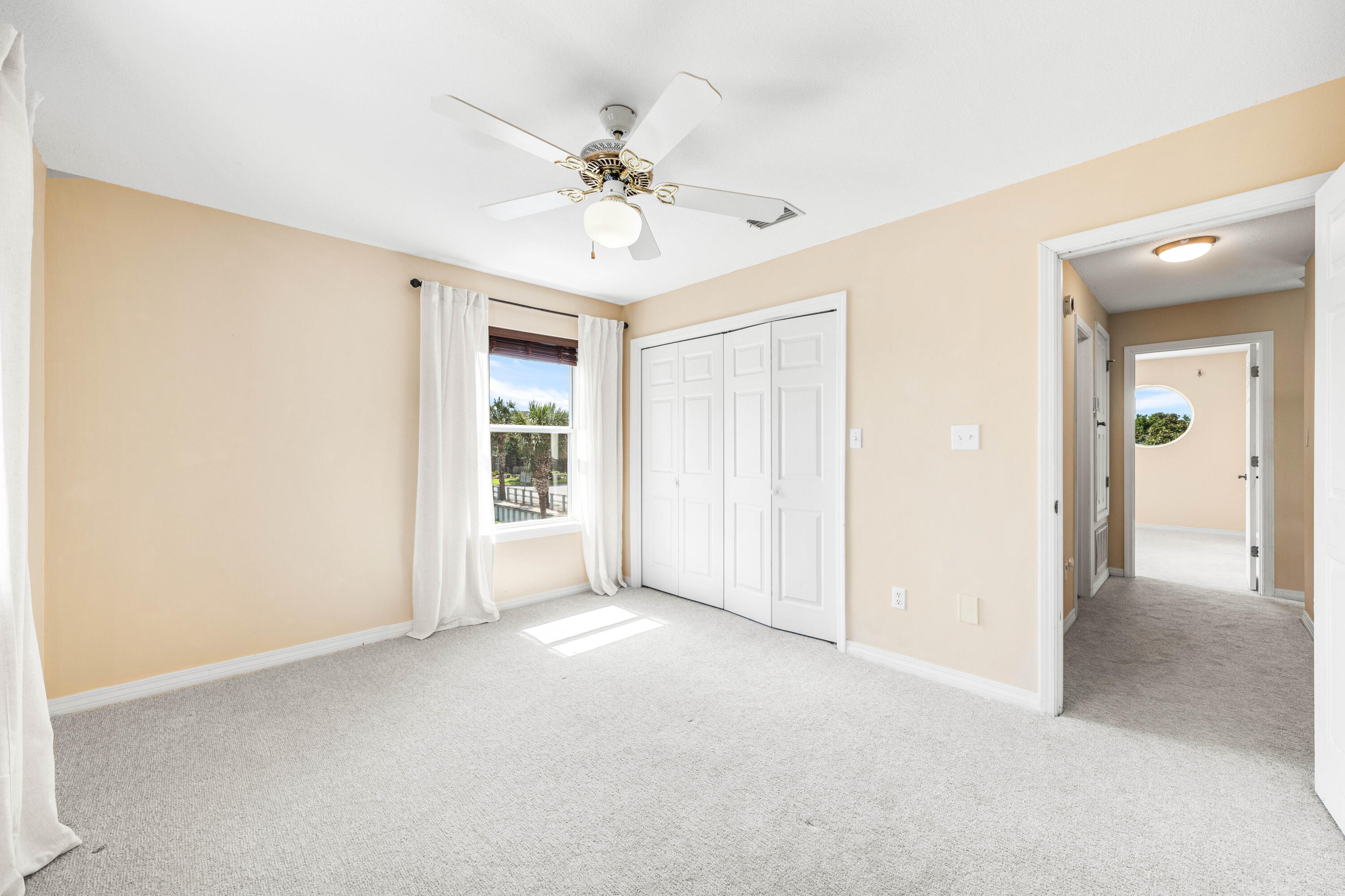 1901 Catamaran Drive