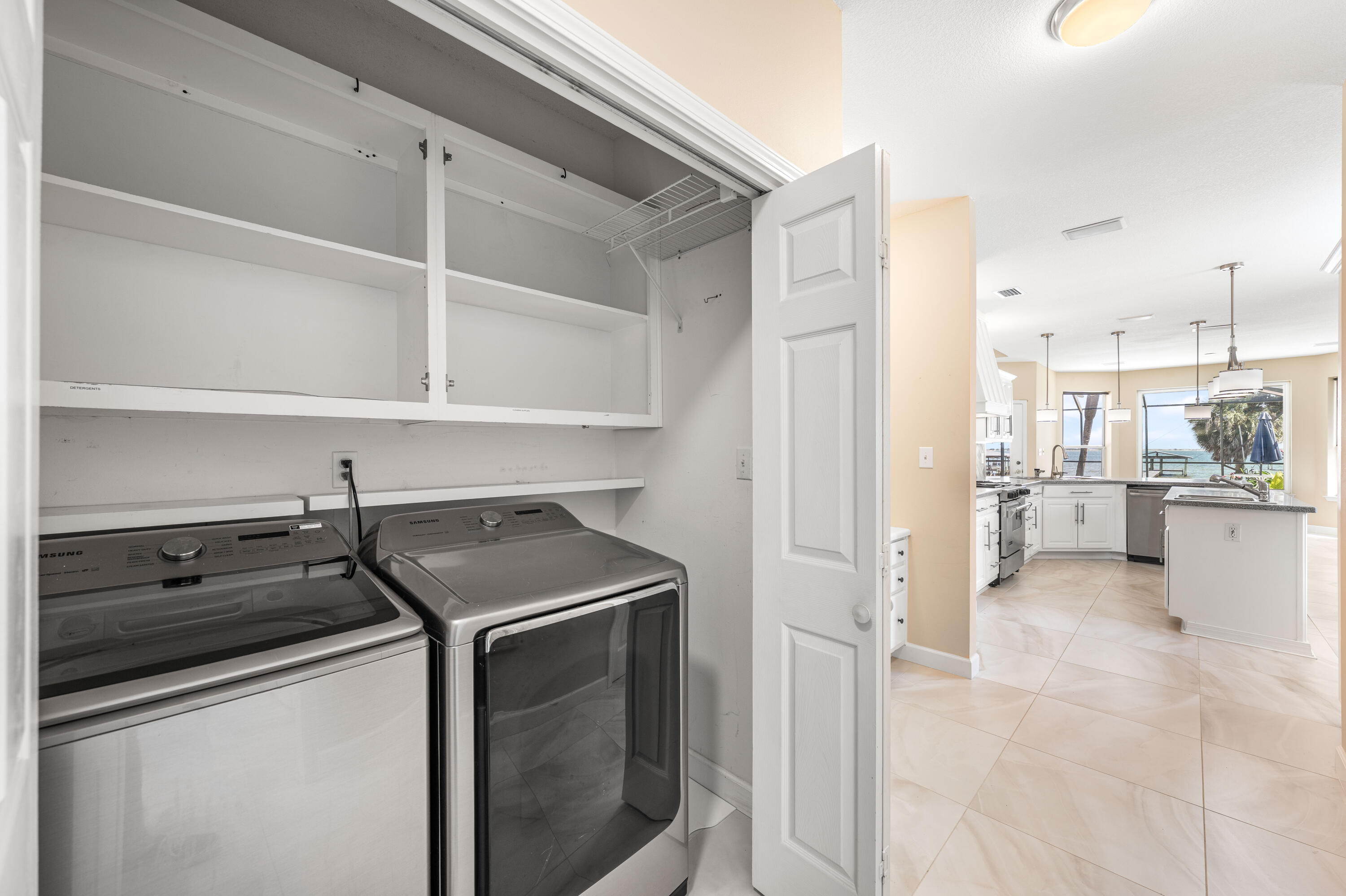 1901 Catamaran Drive