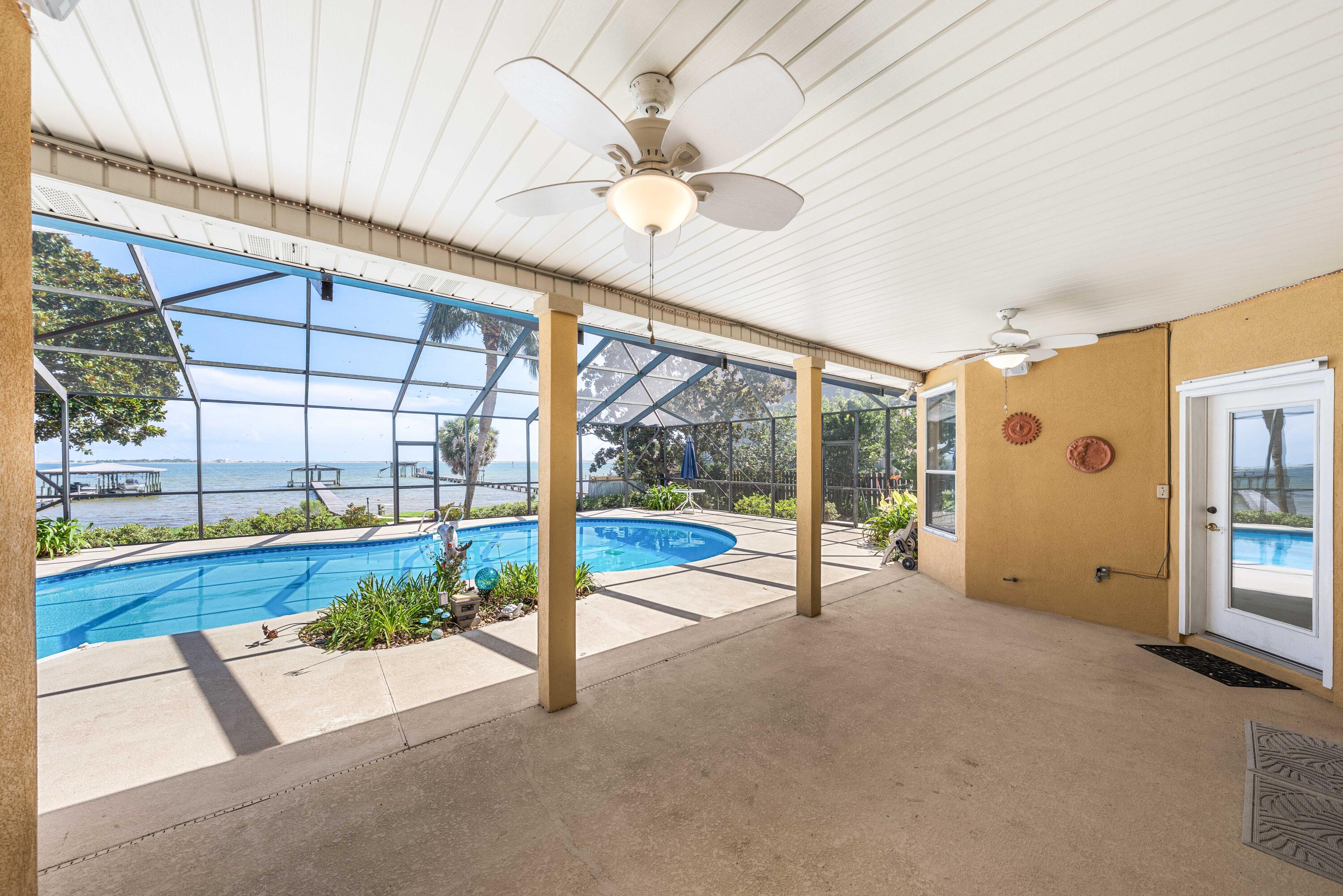 1901 Catamaran Drive
