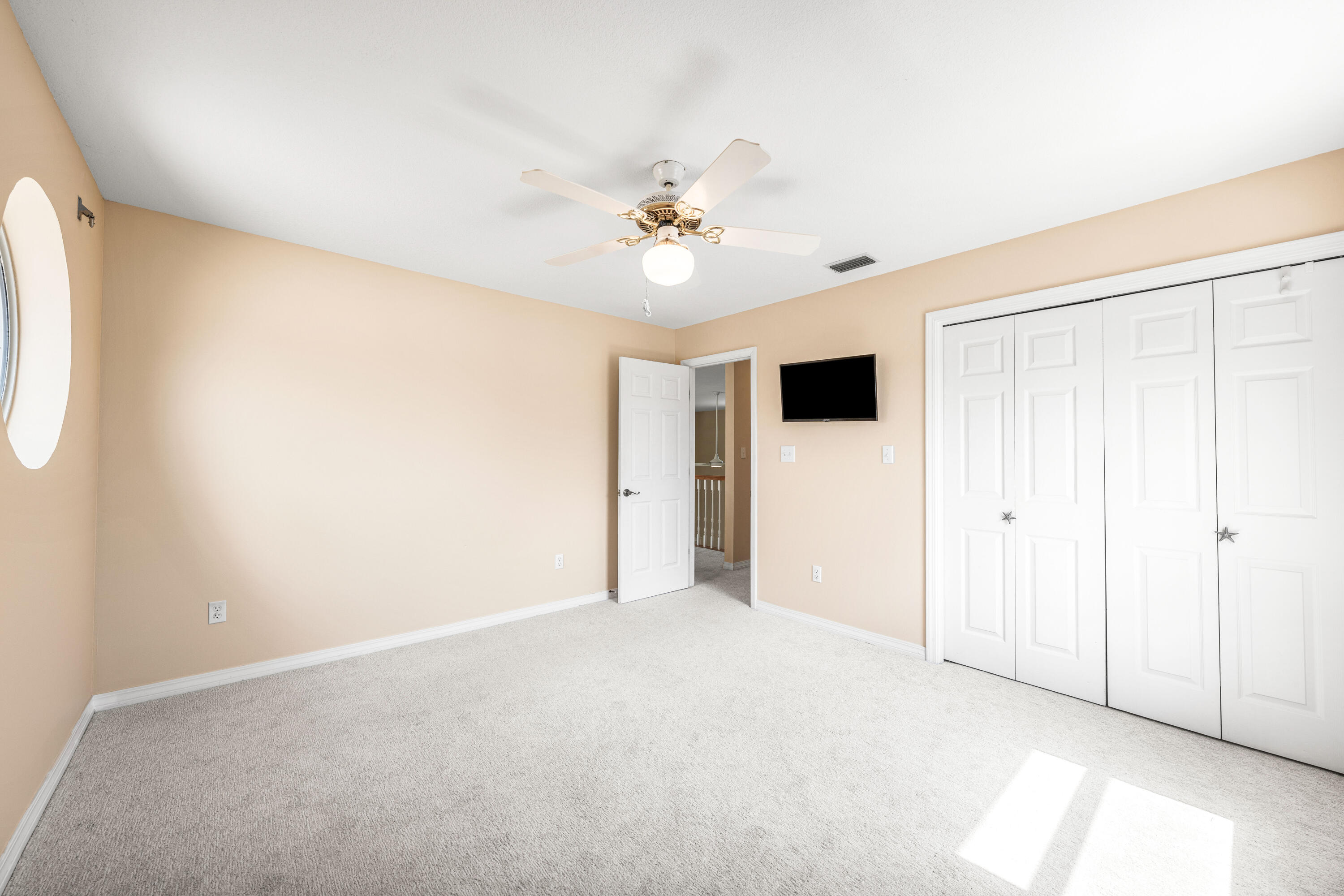 1901 Catamaran Drive