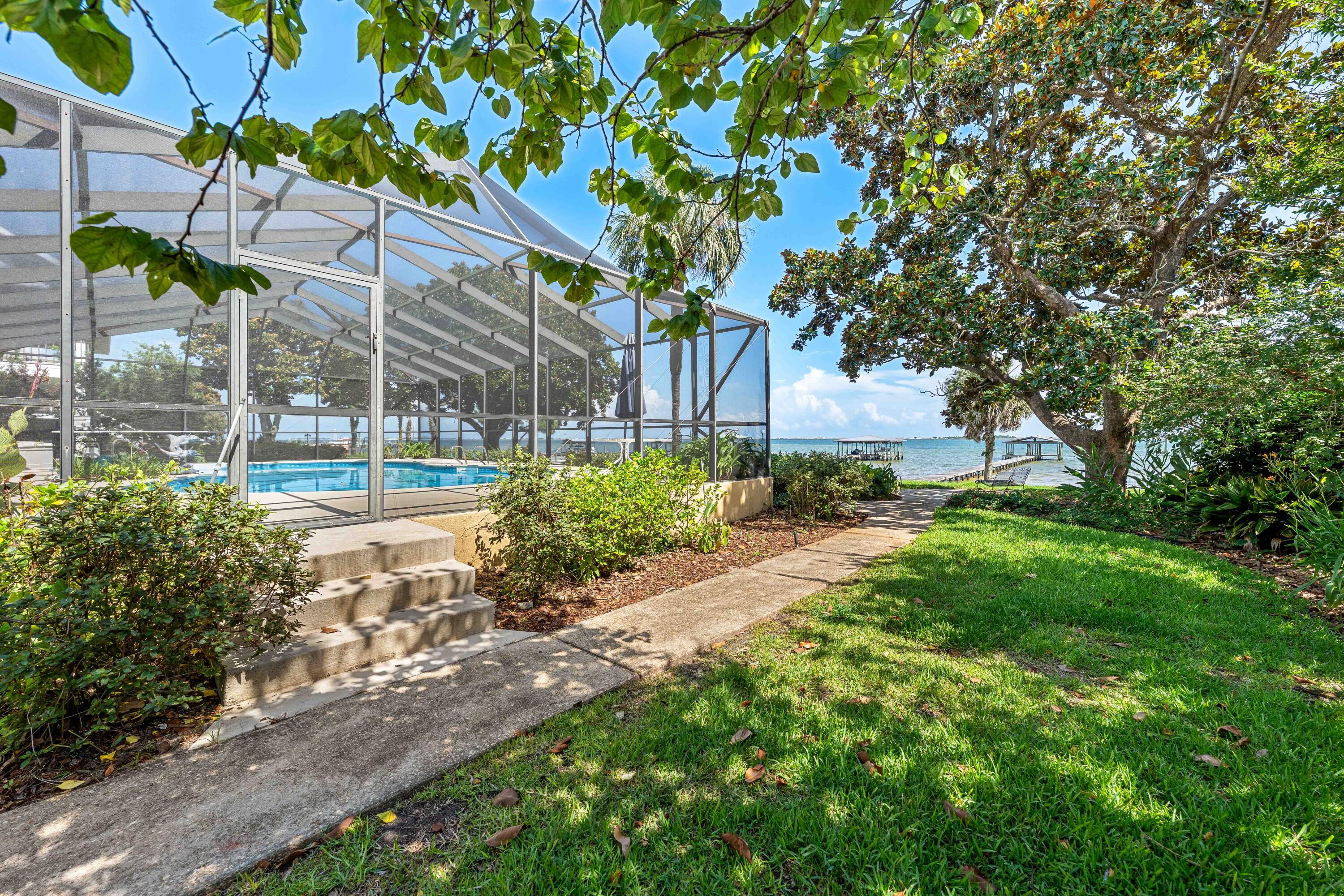 1901 Catamaran Drive