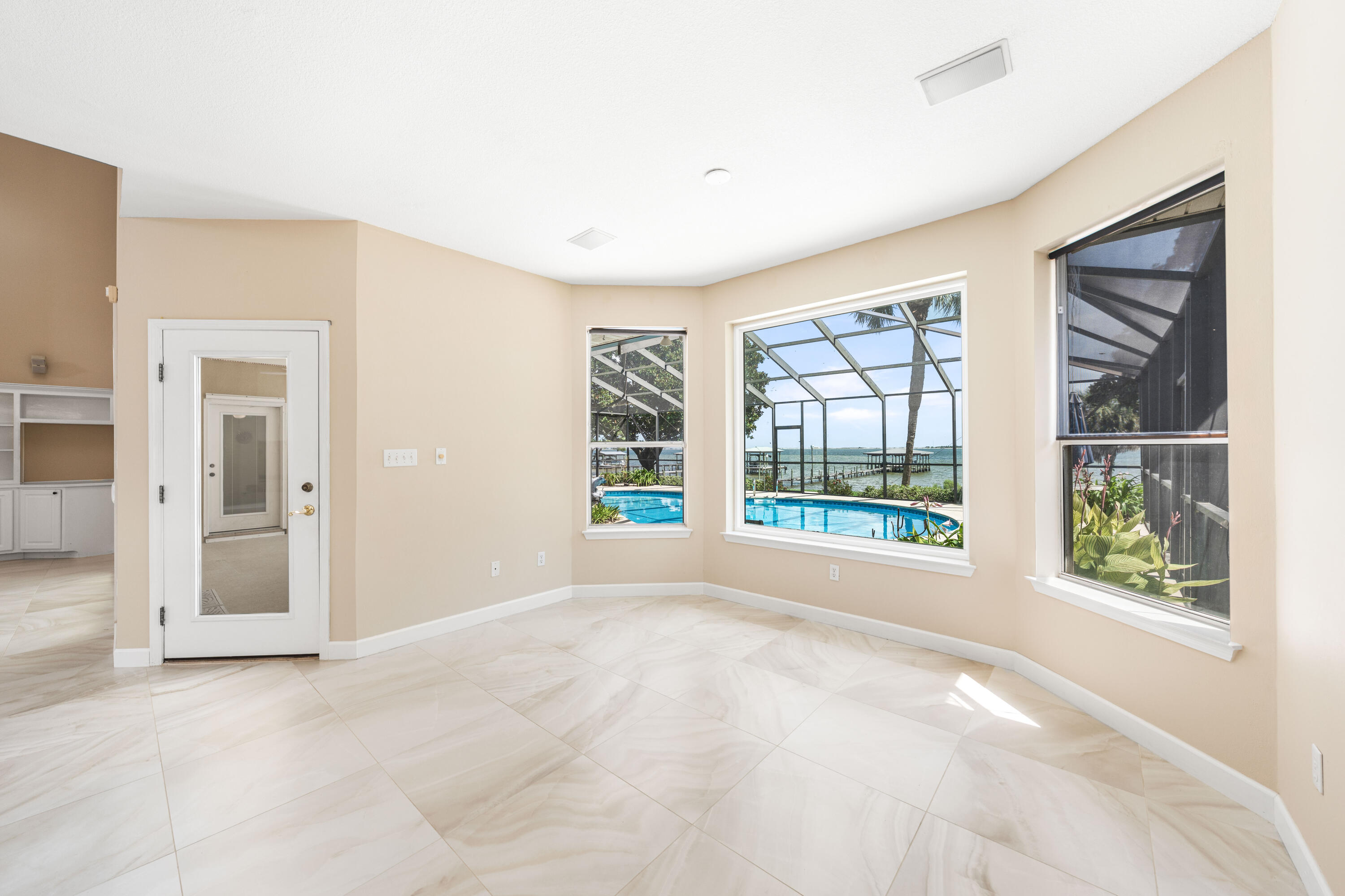 1901 Catamaran Drive