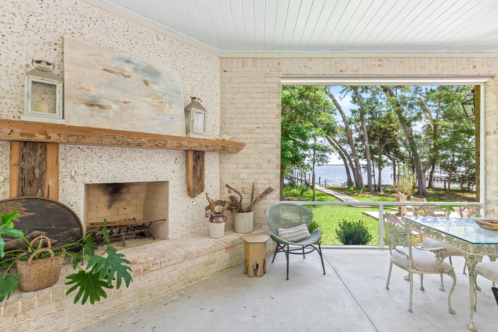 190 Bay Trace