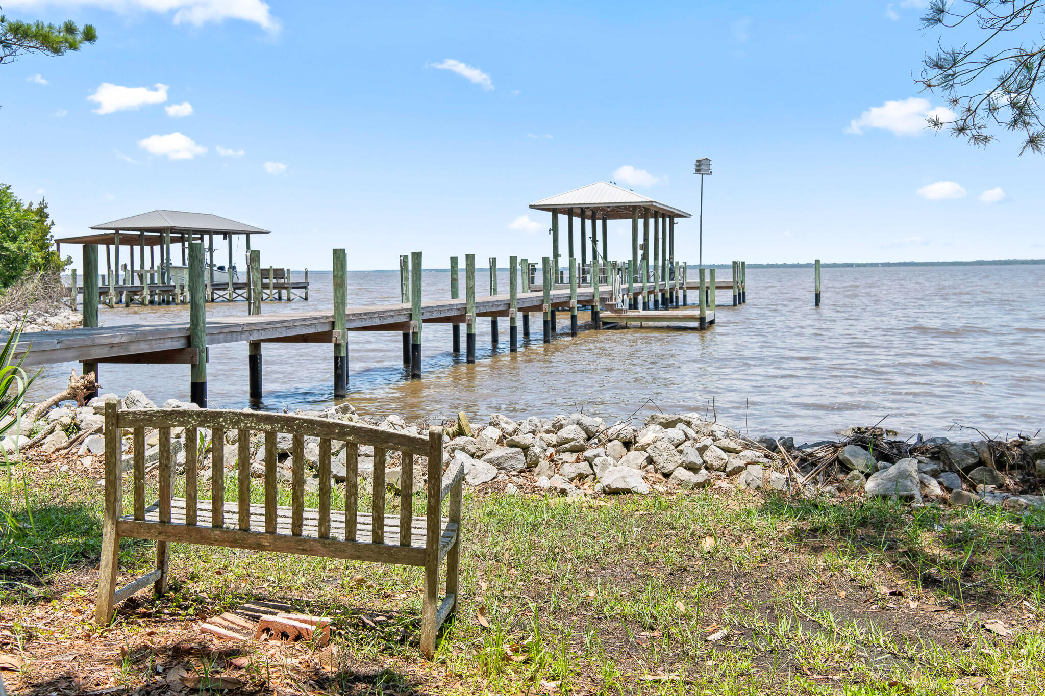 190 Bay Trace