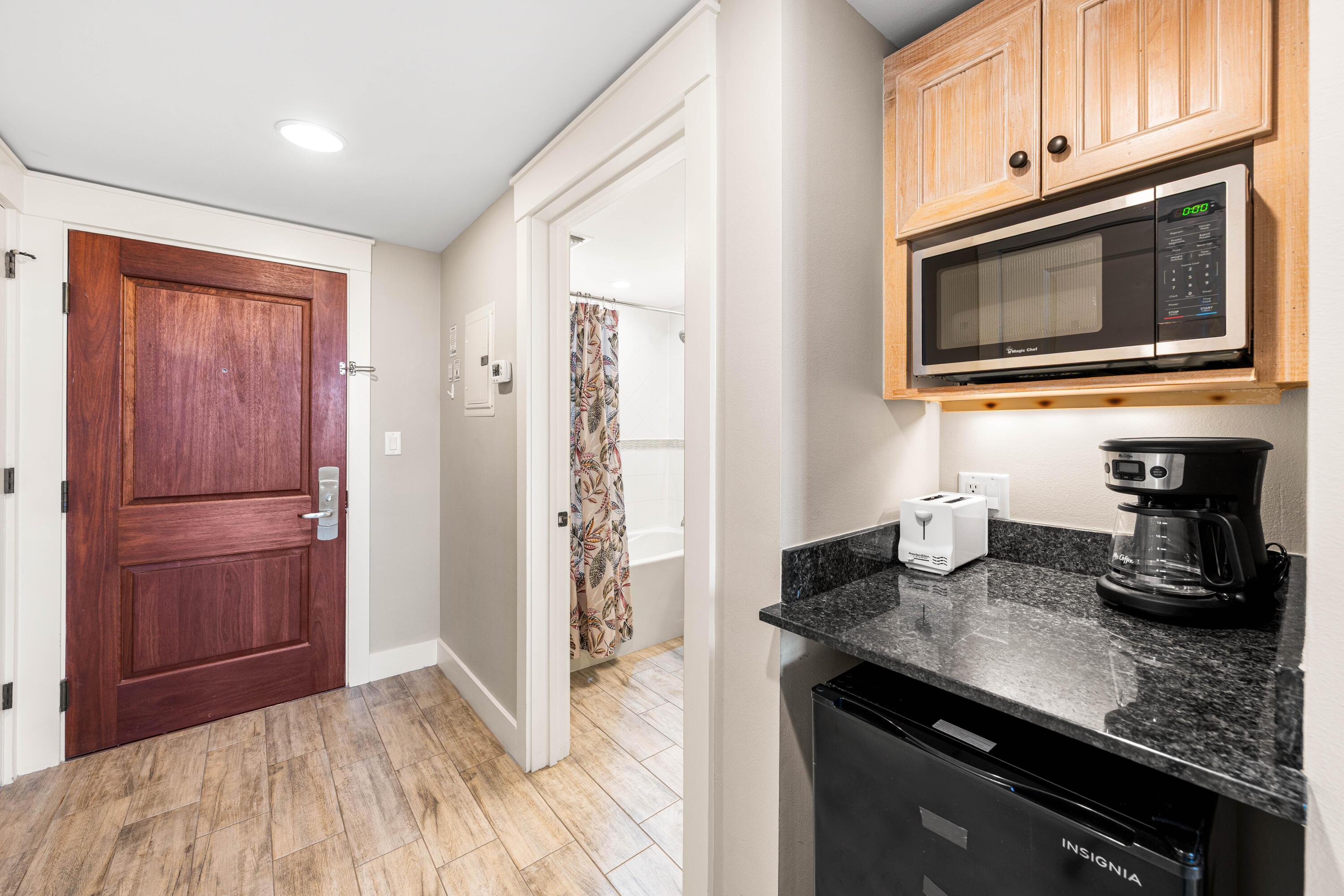 9200 Baytowne Wharf Boulevard 444/446