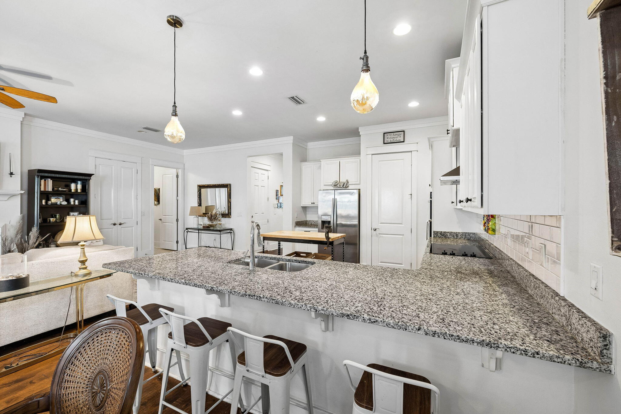 201 Blakely Drew Boulevard