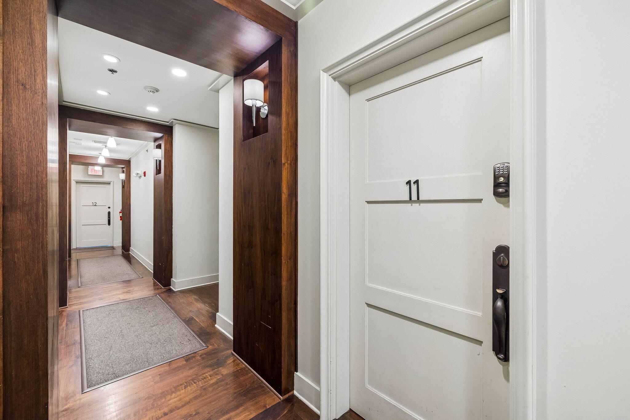78 N Barrett Square # 11