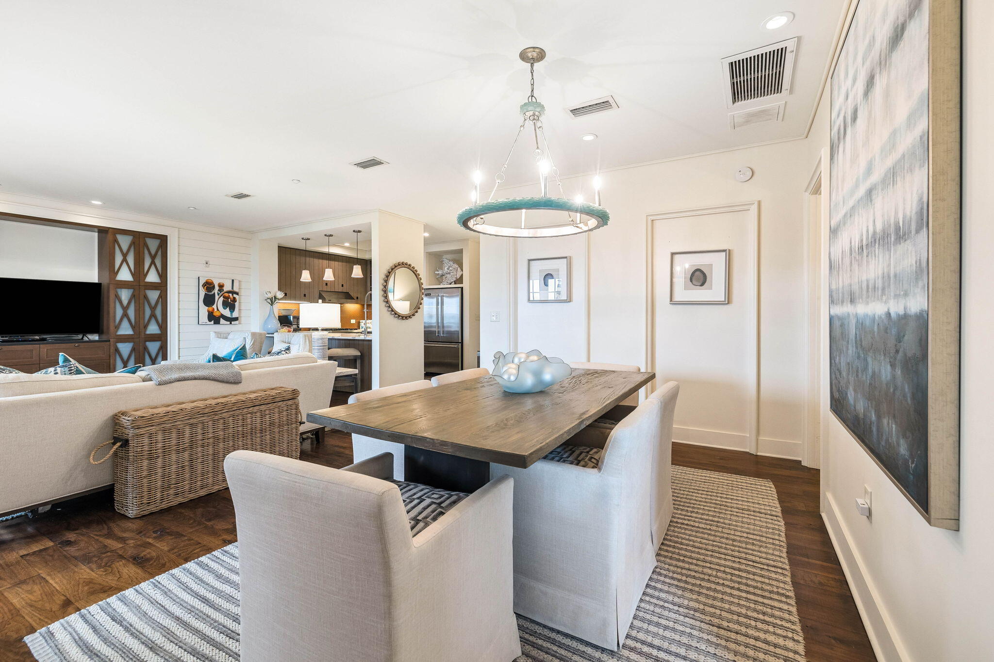 78 N Barrett Square # 11