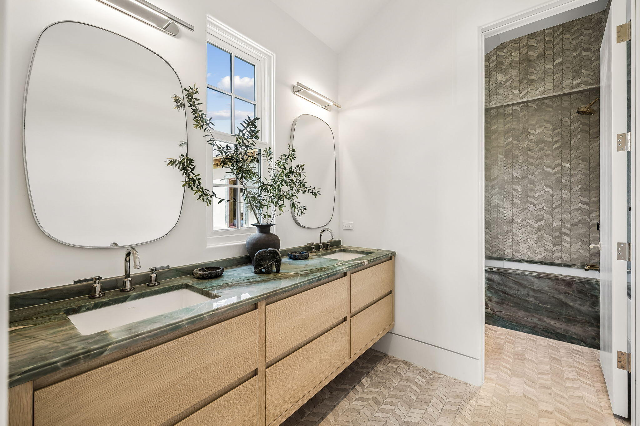 139 Longtail Road