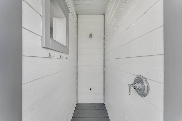5 Beachcomber Lane
