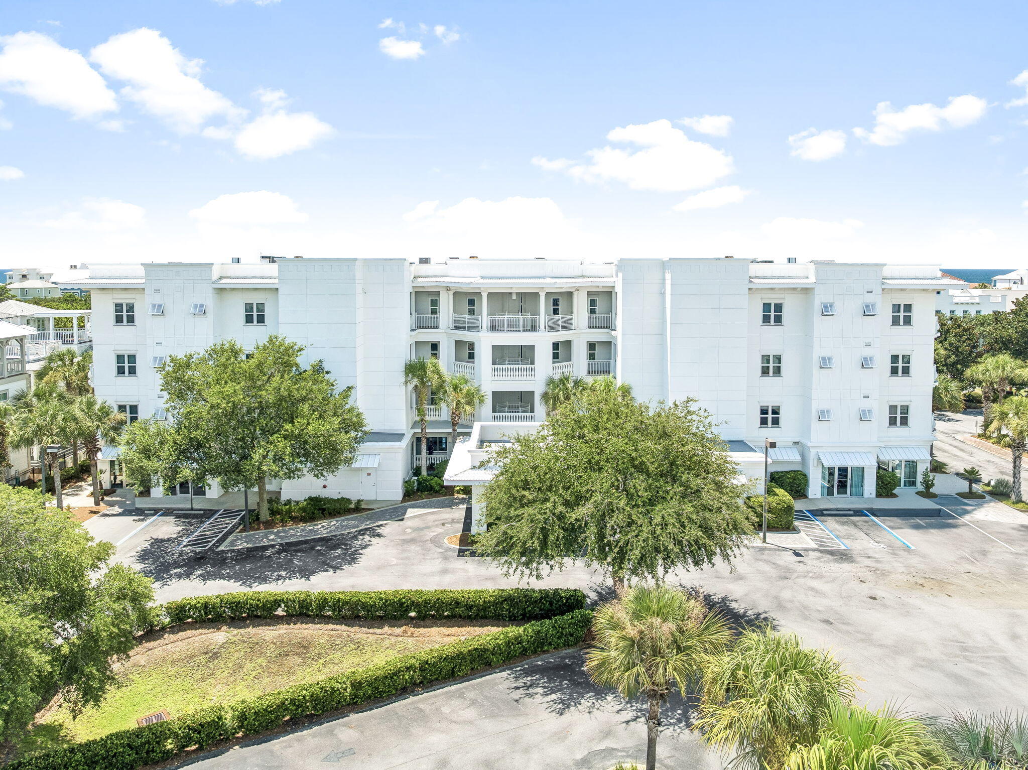 9961 E Co Highway 30A 204