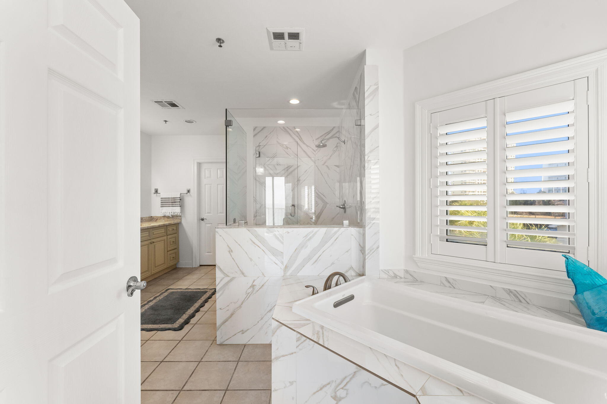 1272 Scenic Gulf Drive 304
