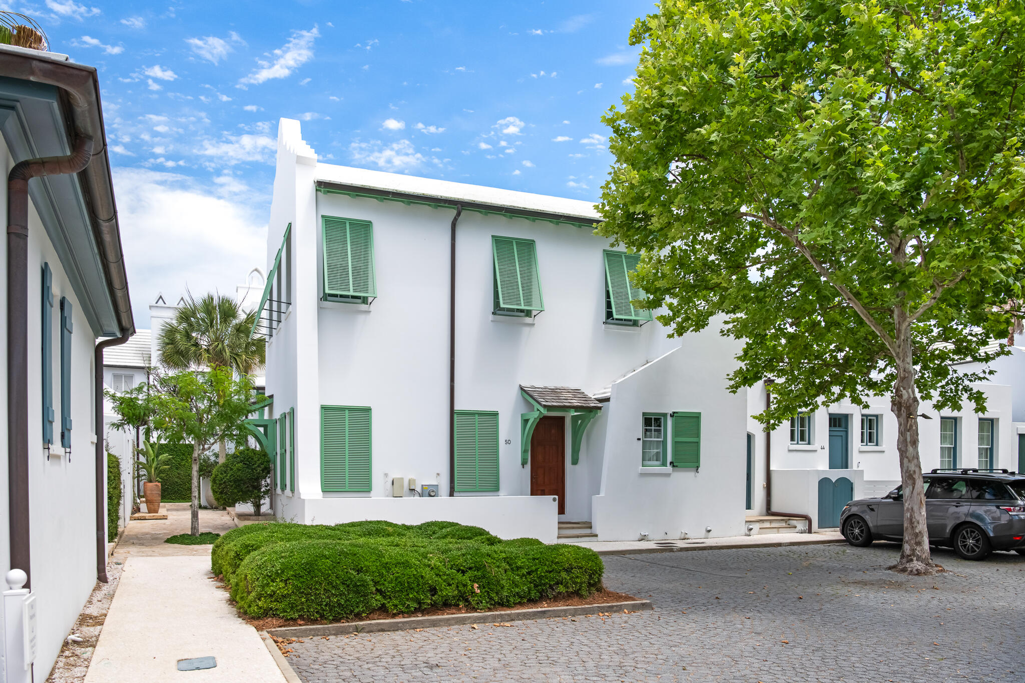50 Seven Wells Court