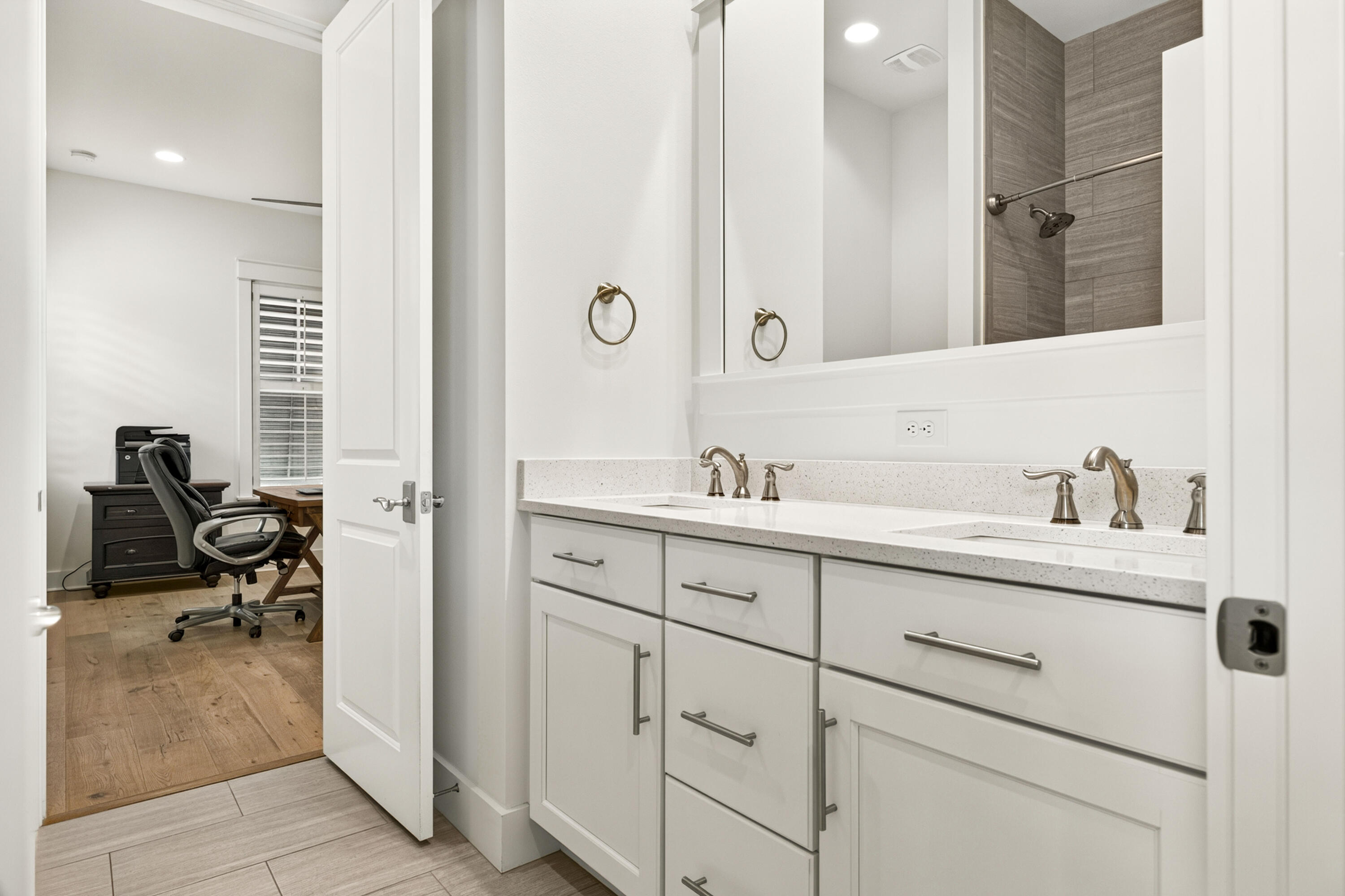 256 Medley Street lot 96