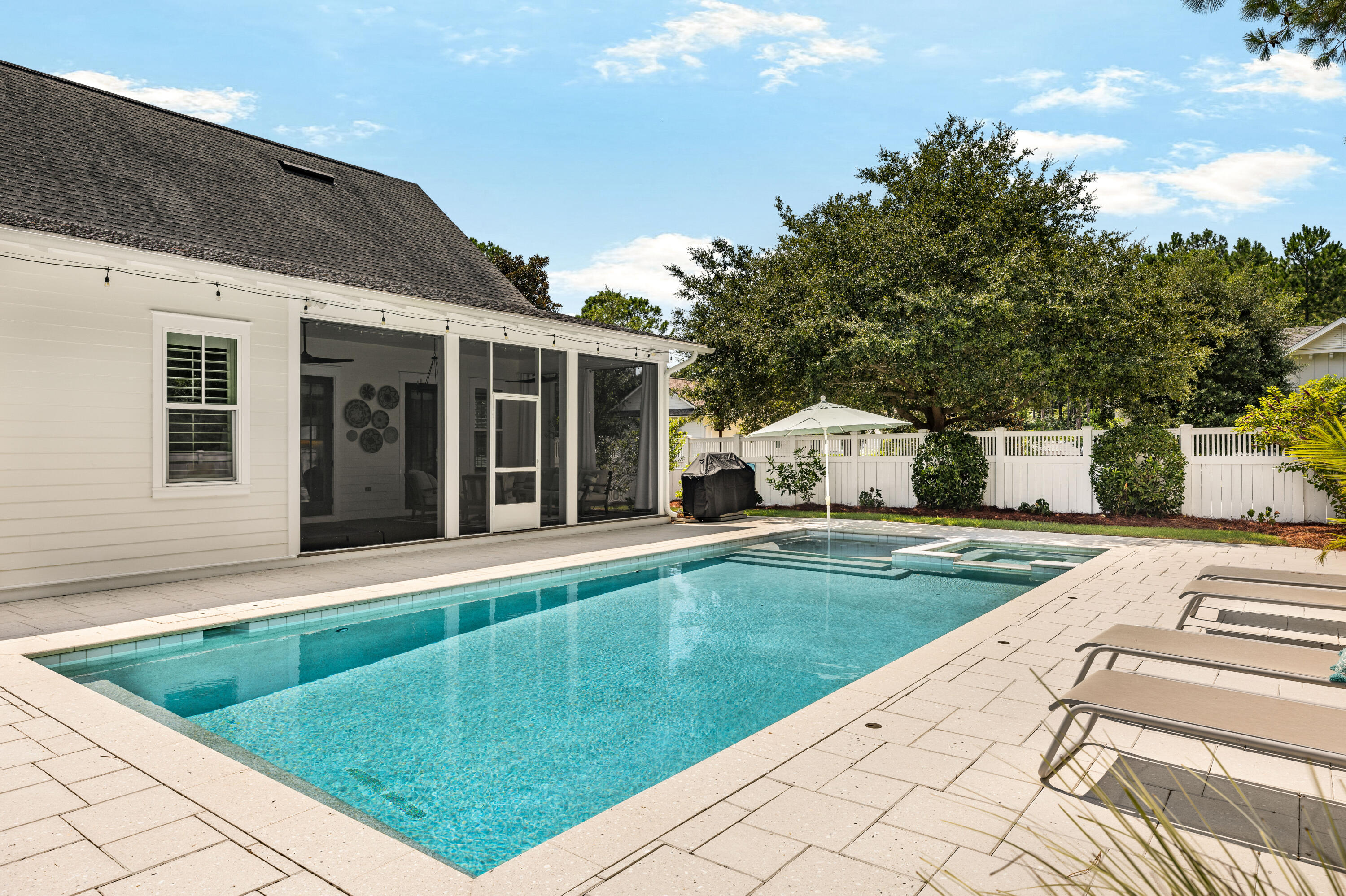 256 Medley Street lot 96