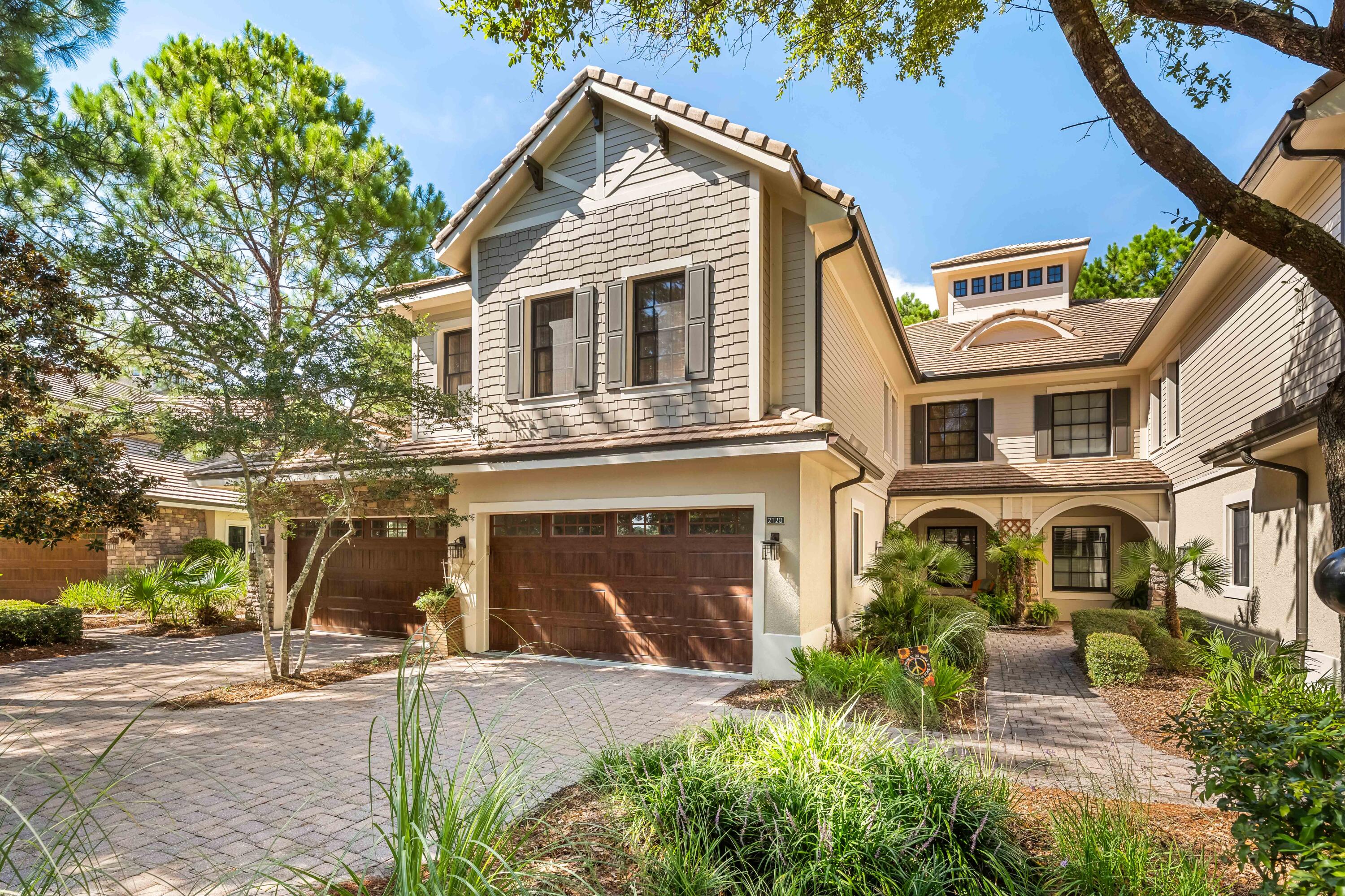 2120 Wild Heron Way 201