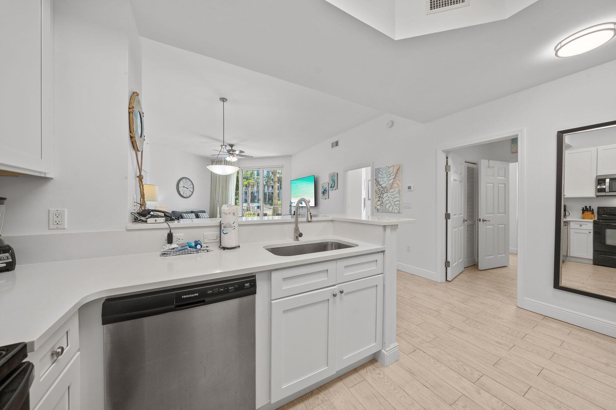 4207 Indian Bayou Trail 2103