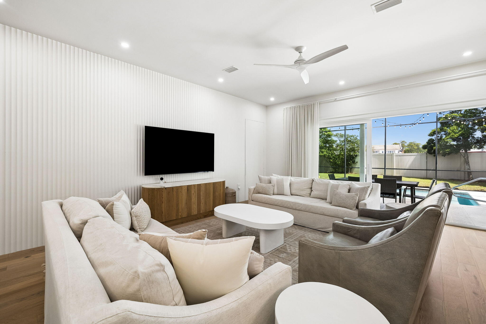 147 Walton Bonita Drive