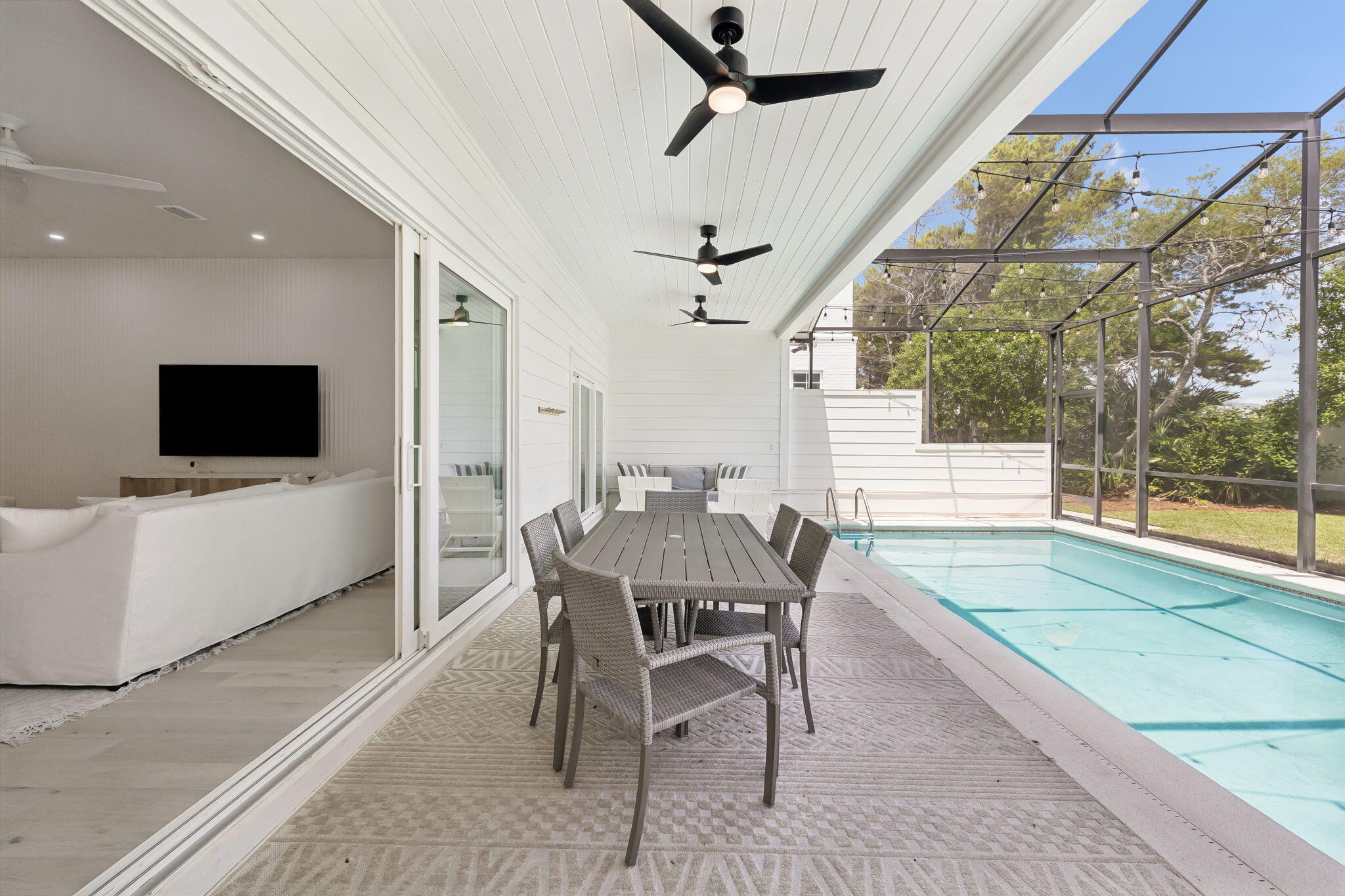 147 Walton Bonita Drive