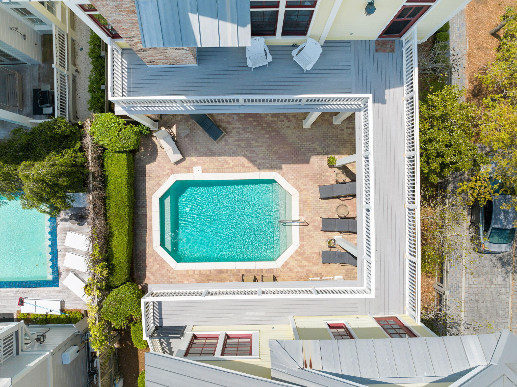 81 Western Lake Drive