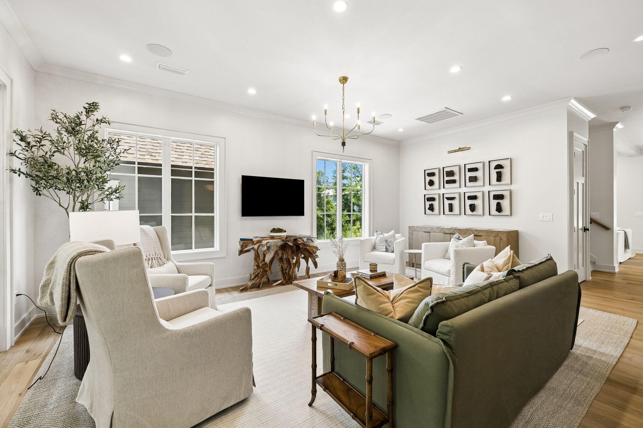 14 Glade Boulevard