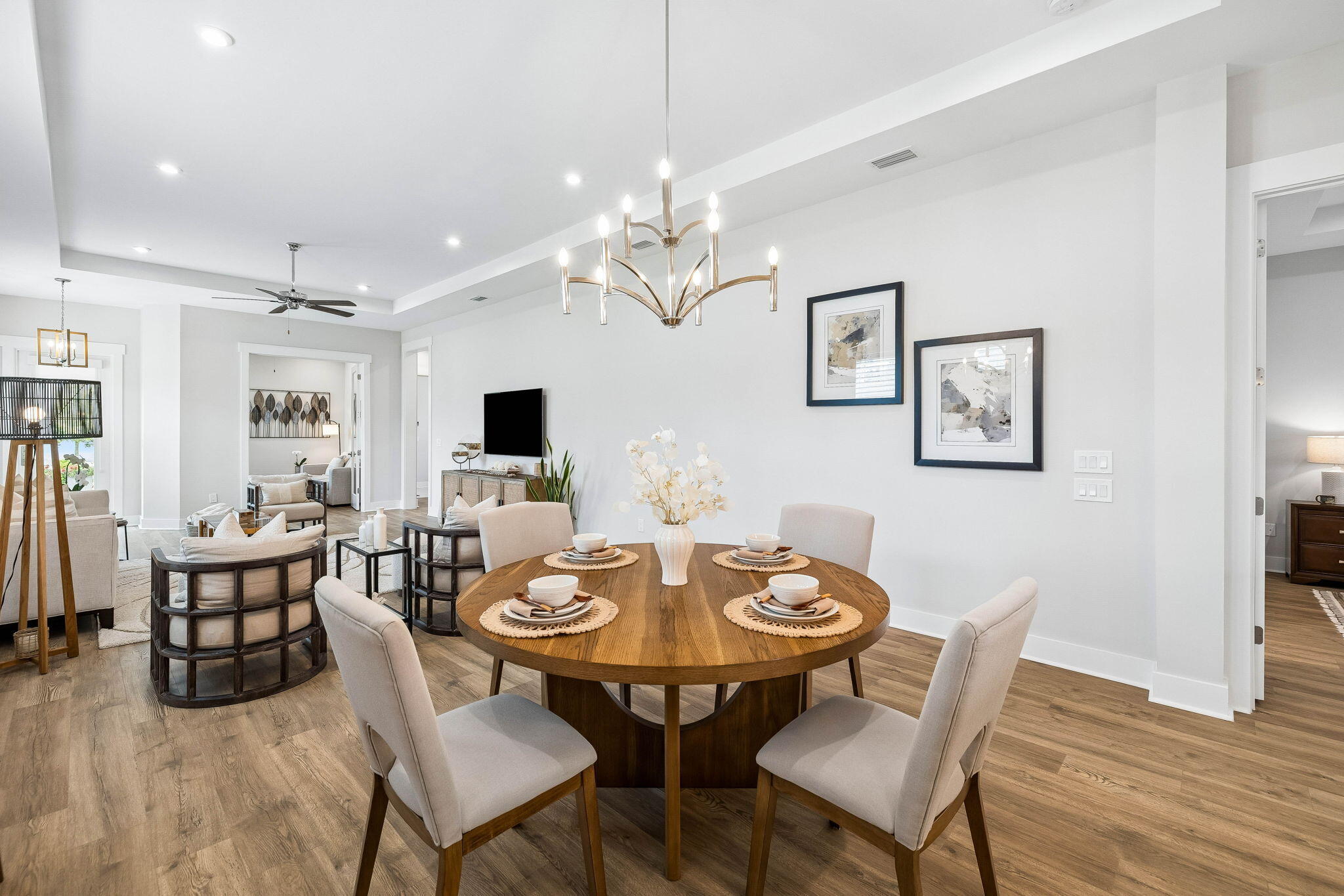 105 E Lafayette Road