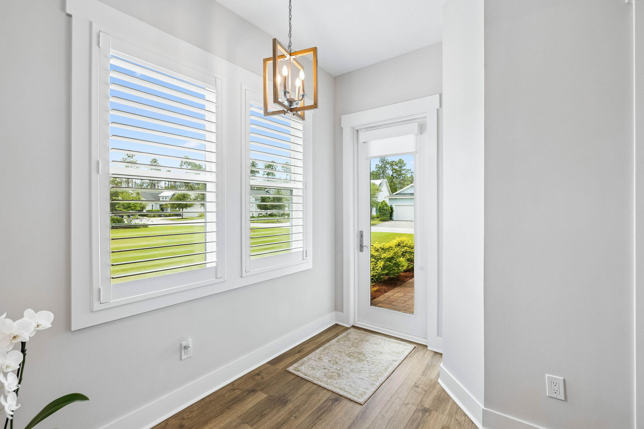 105 E Lafayette Road