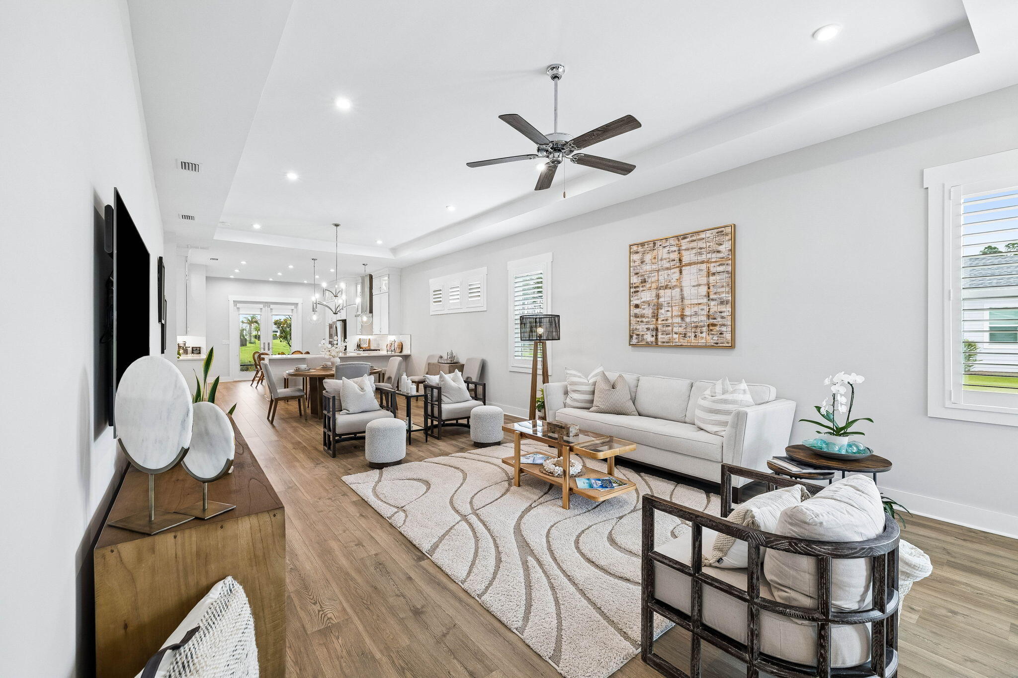 105 E Lafayette Road