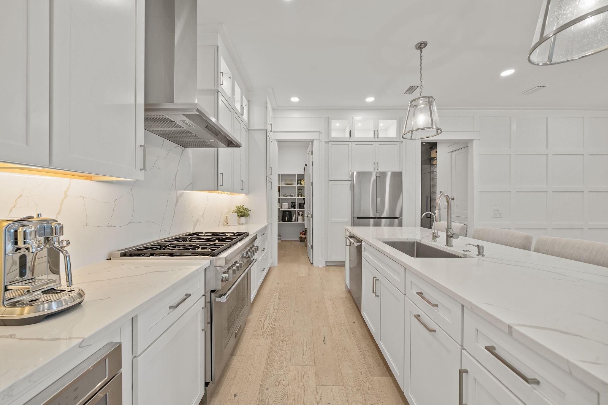95 E Pollard Cove