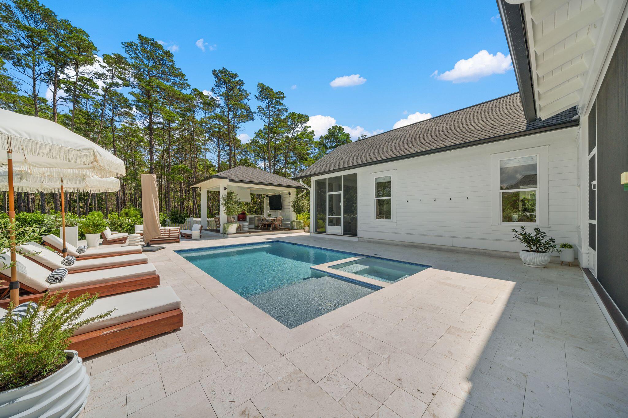 95 E Pollard Cove