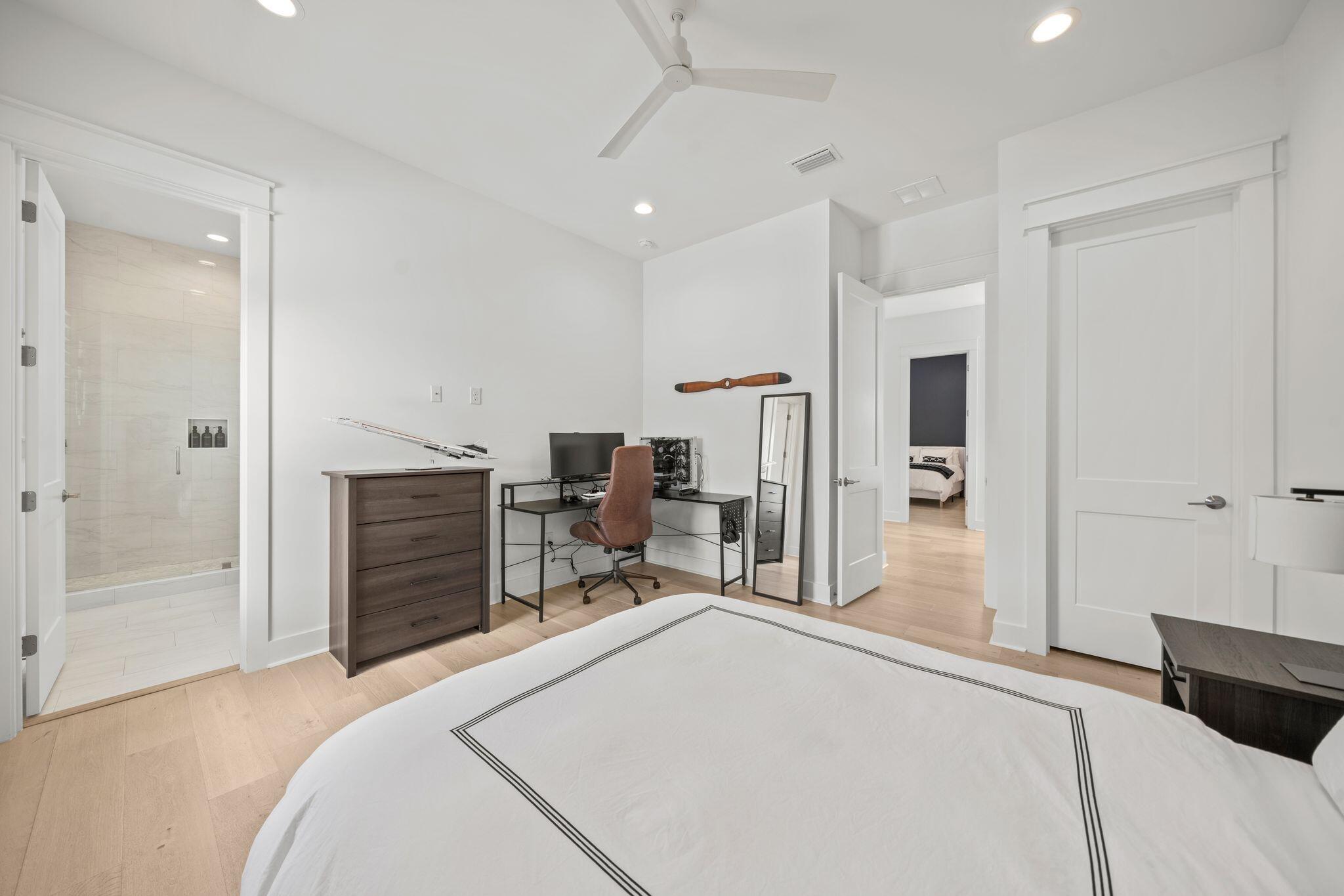 95 E Pollard Cove