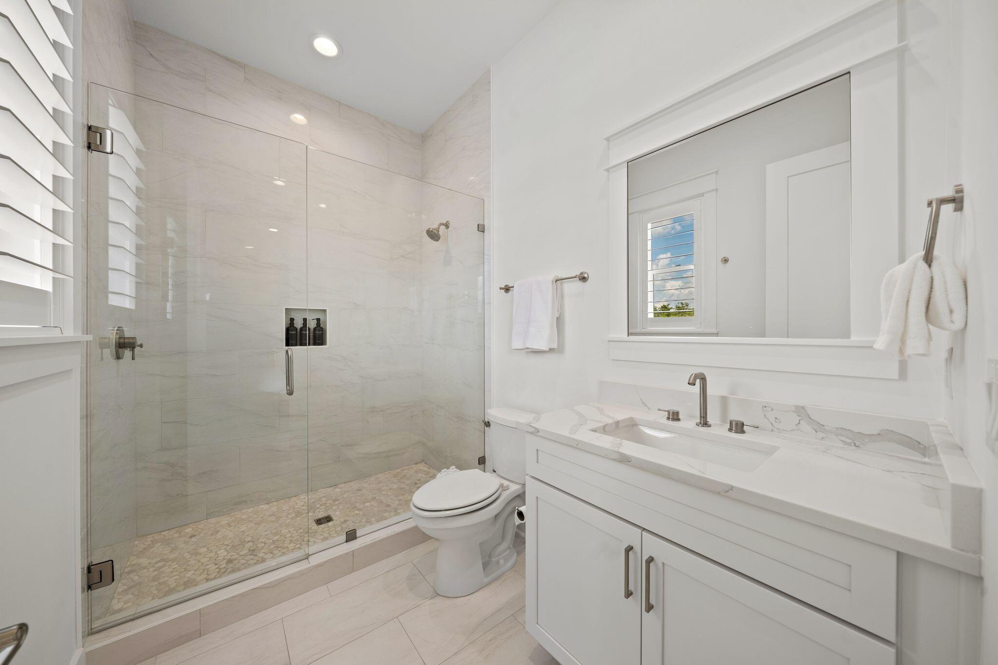 95 E Pollard Cove