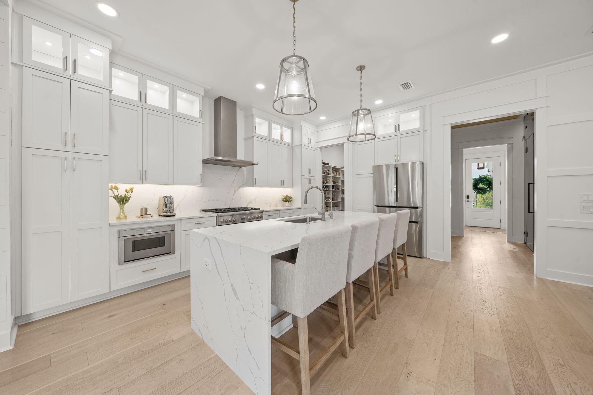 95 E Pollard Cove