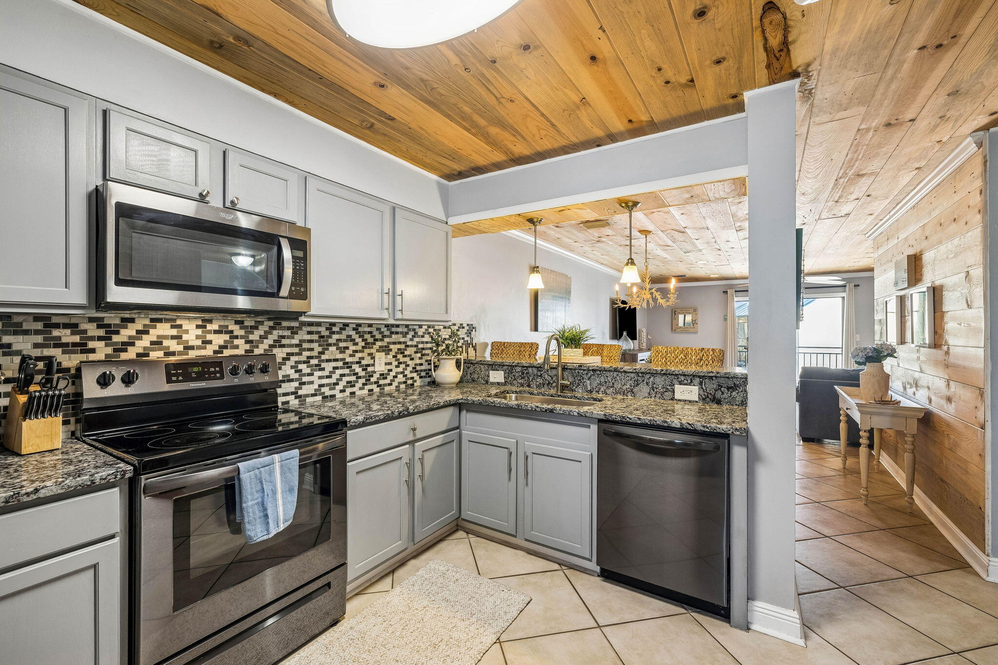 11 Driftwood Road Unit 7