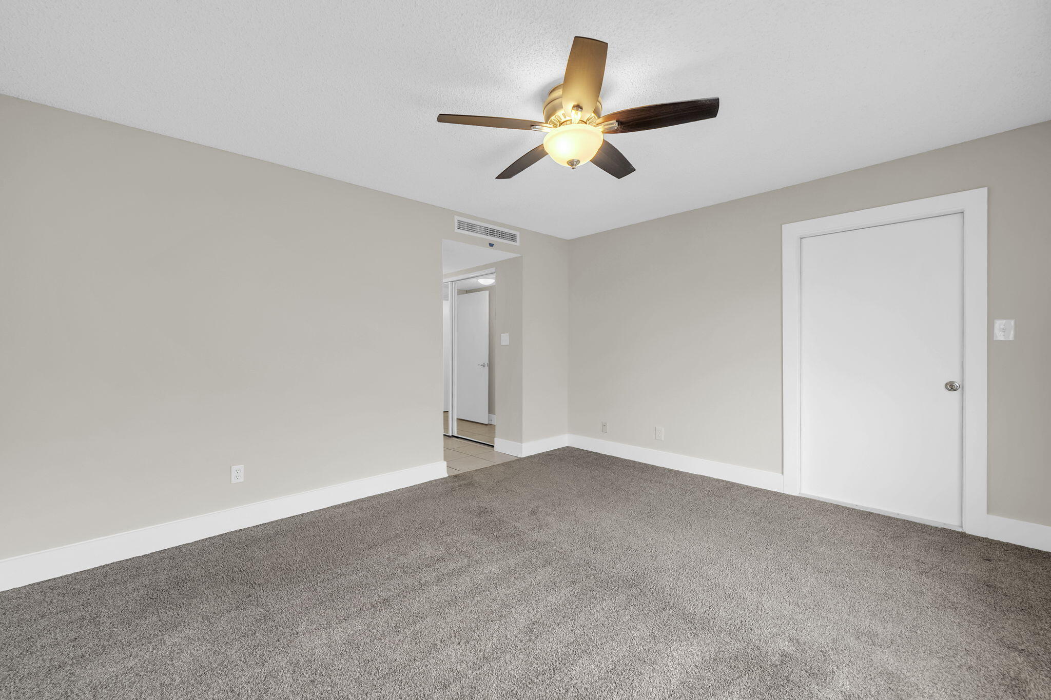 3857 Indian Trail 115