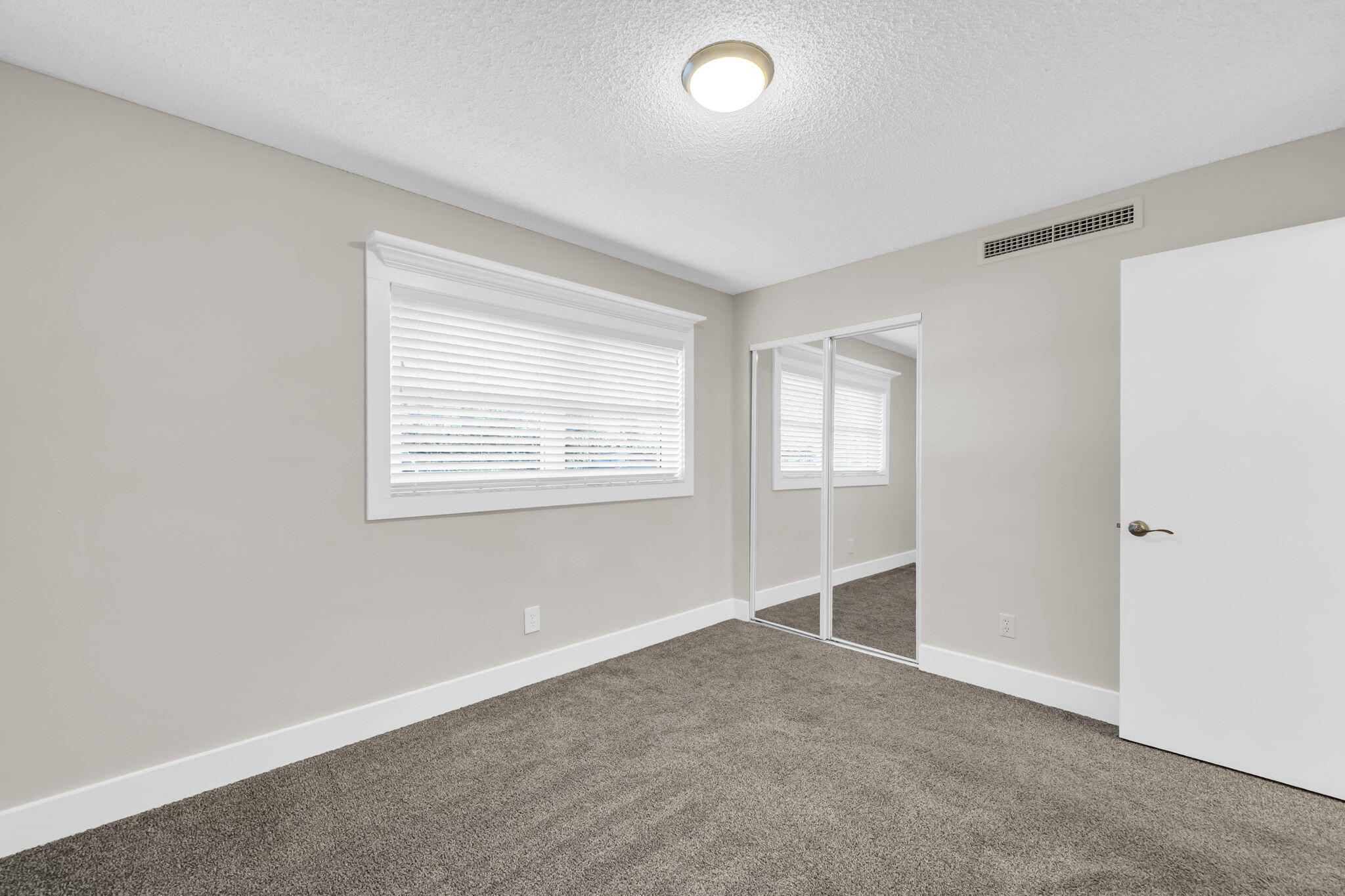3857 Indian Trail 115