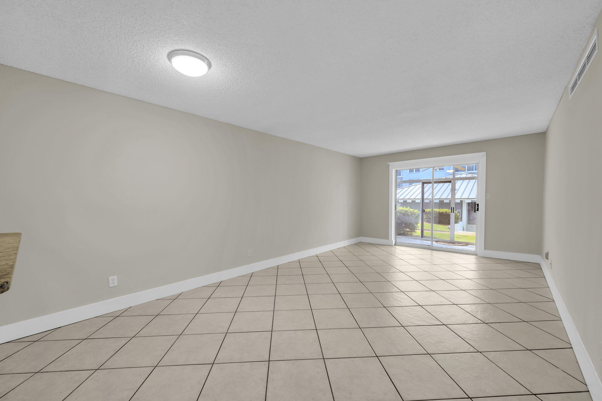 3857 Indian Trail 115