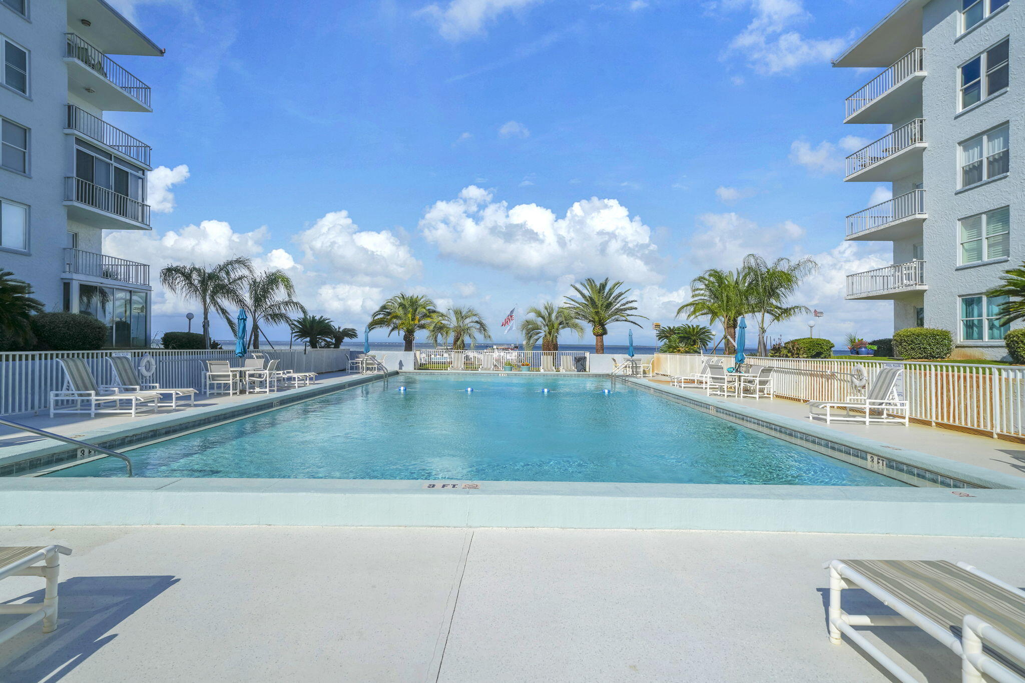 3857 Indian Trail 115